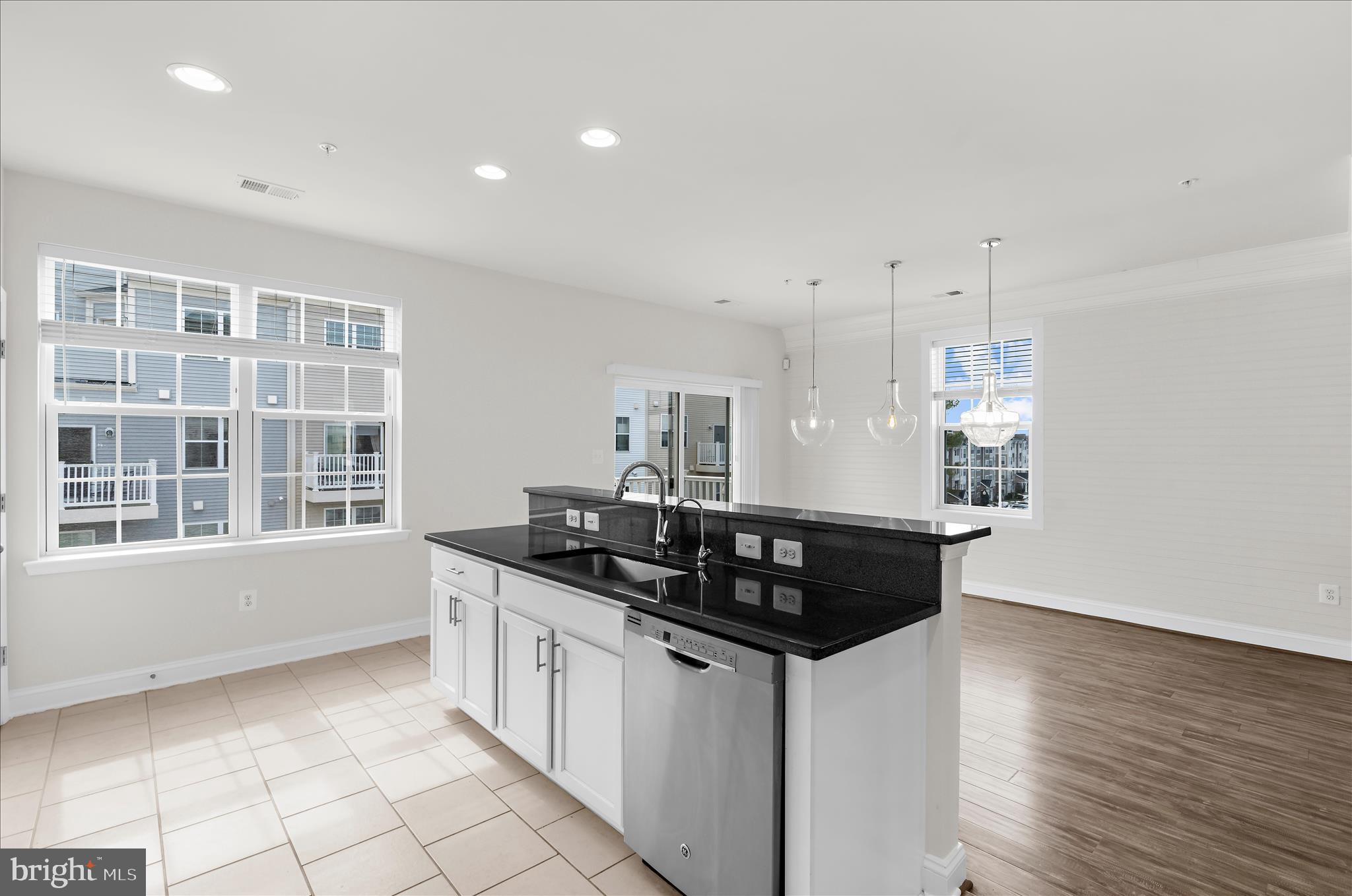 STONEY RUN VILLAGE - Residential