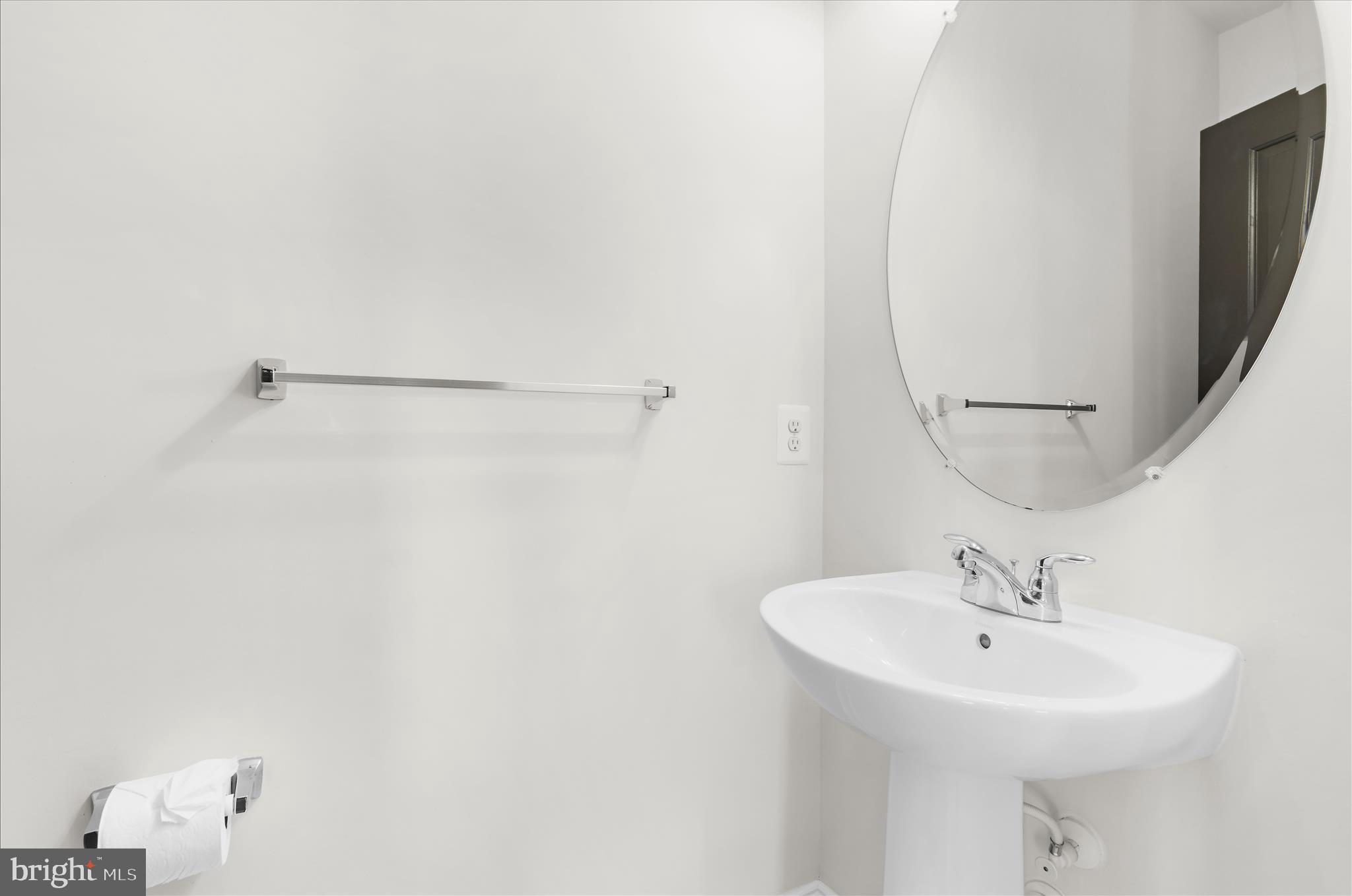 STONEY RUN VILLAGE - Residential