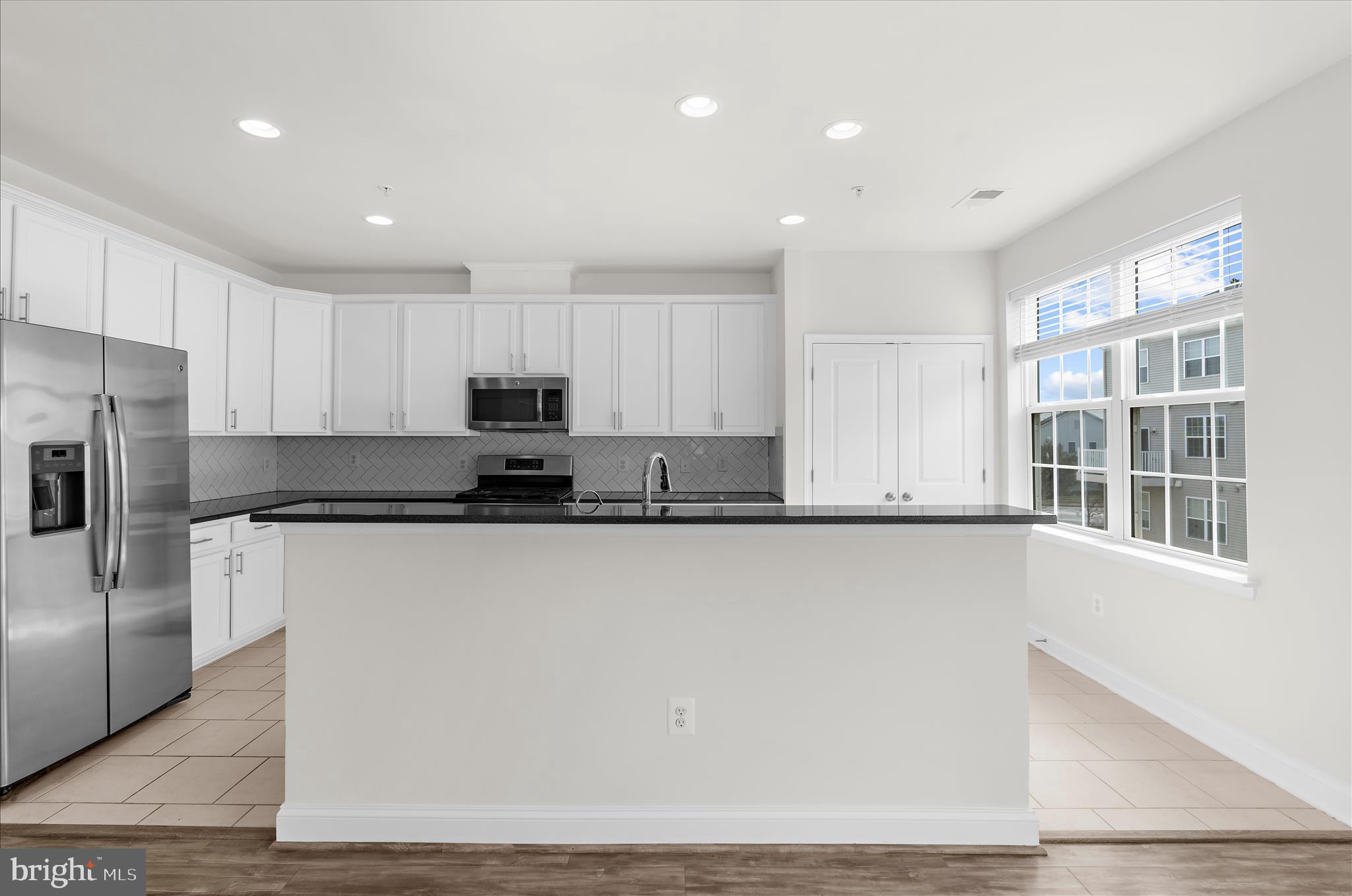 STONEY RUN VILLAGE - Residential