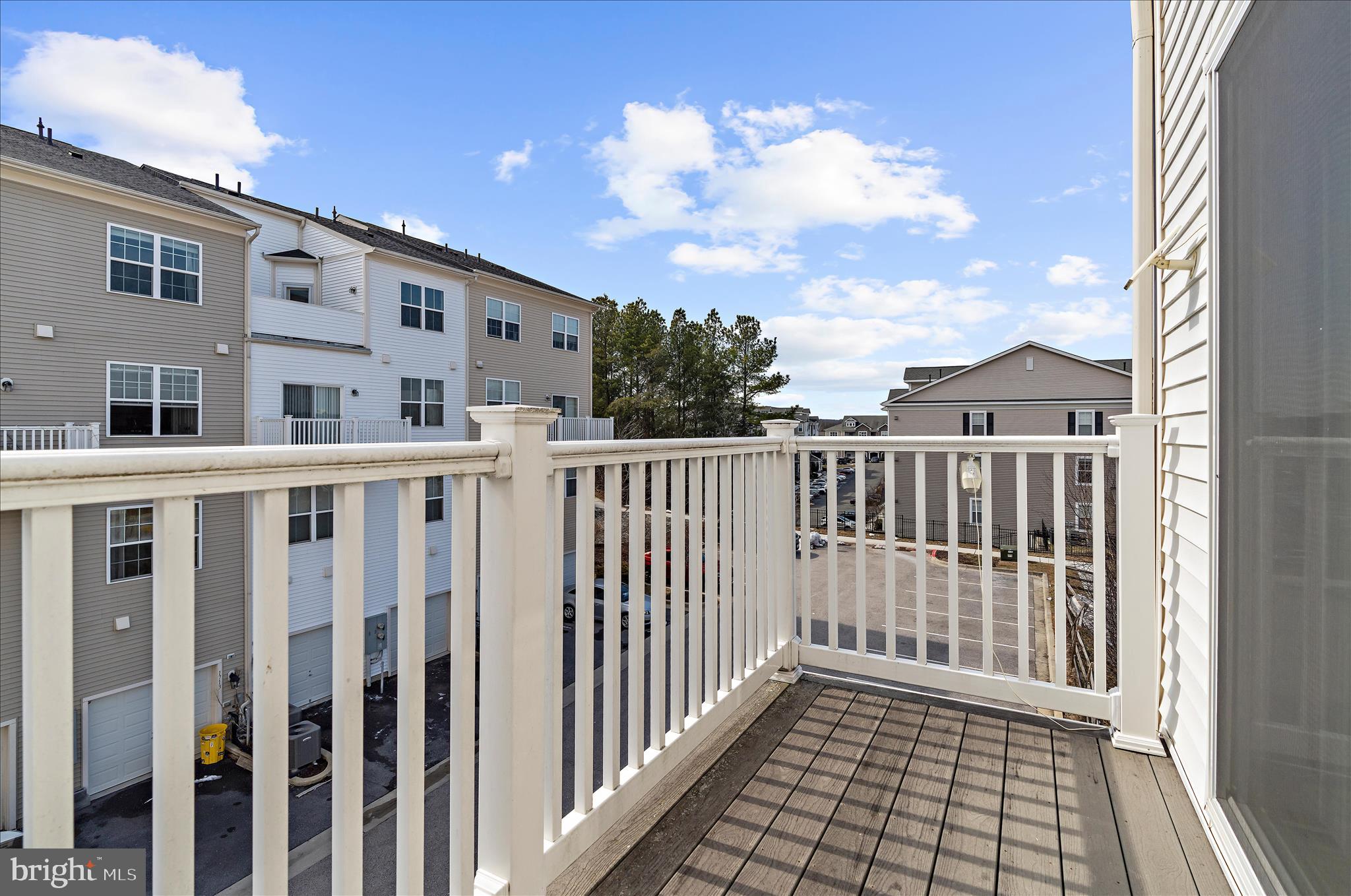 STONEY RUN VILLAGE - Residential