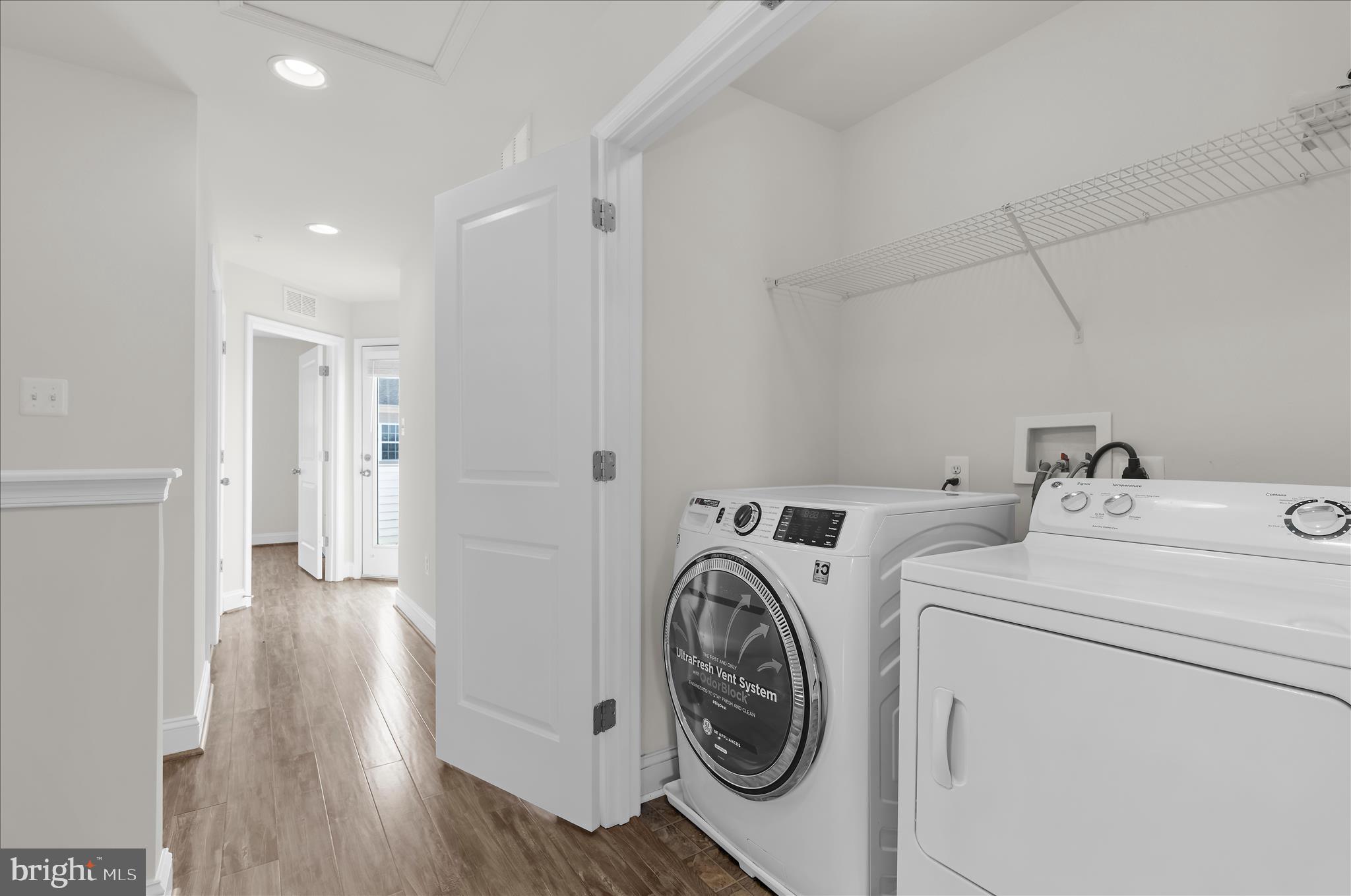 STONEY RUN VILLAGE - Residential