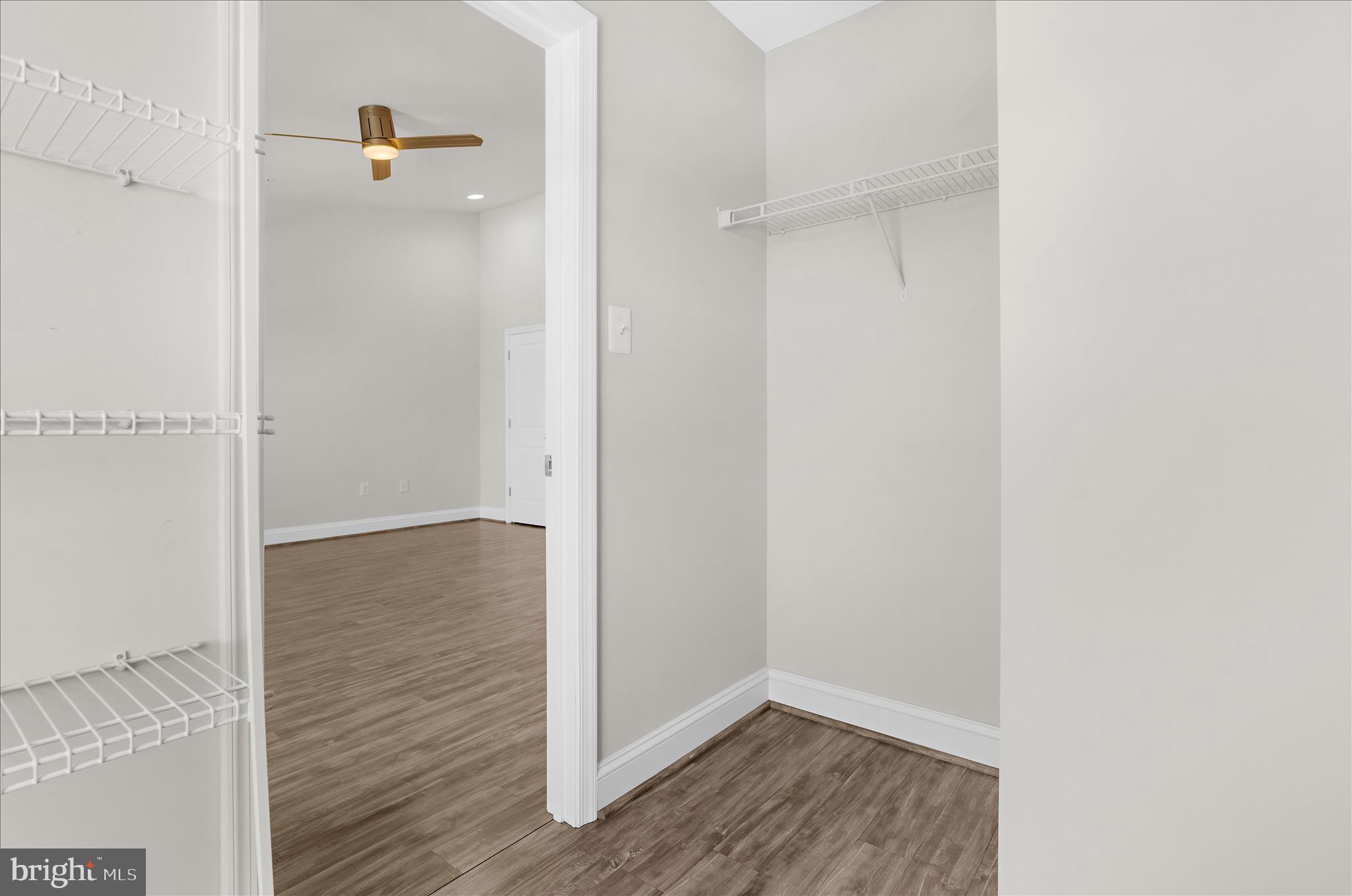 STONEY RUN VILLAGE - Residential