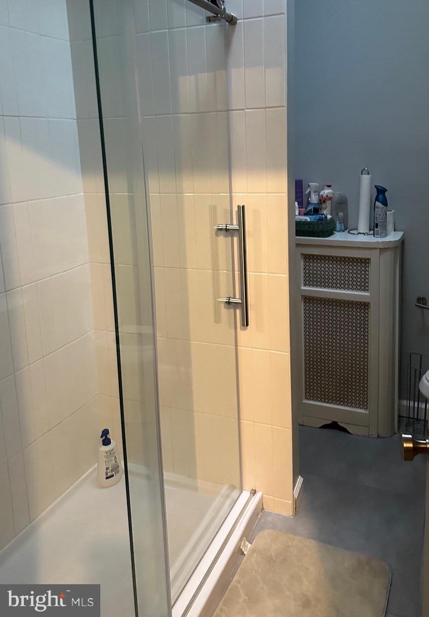 ALLEGHENY WEST - Residential