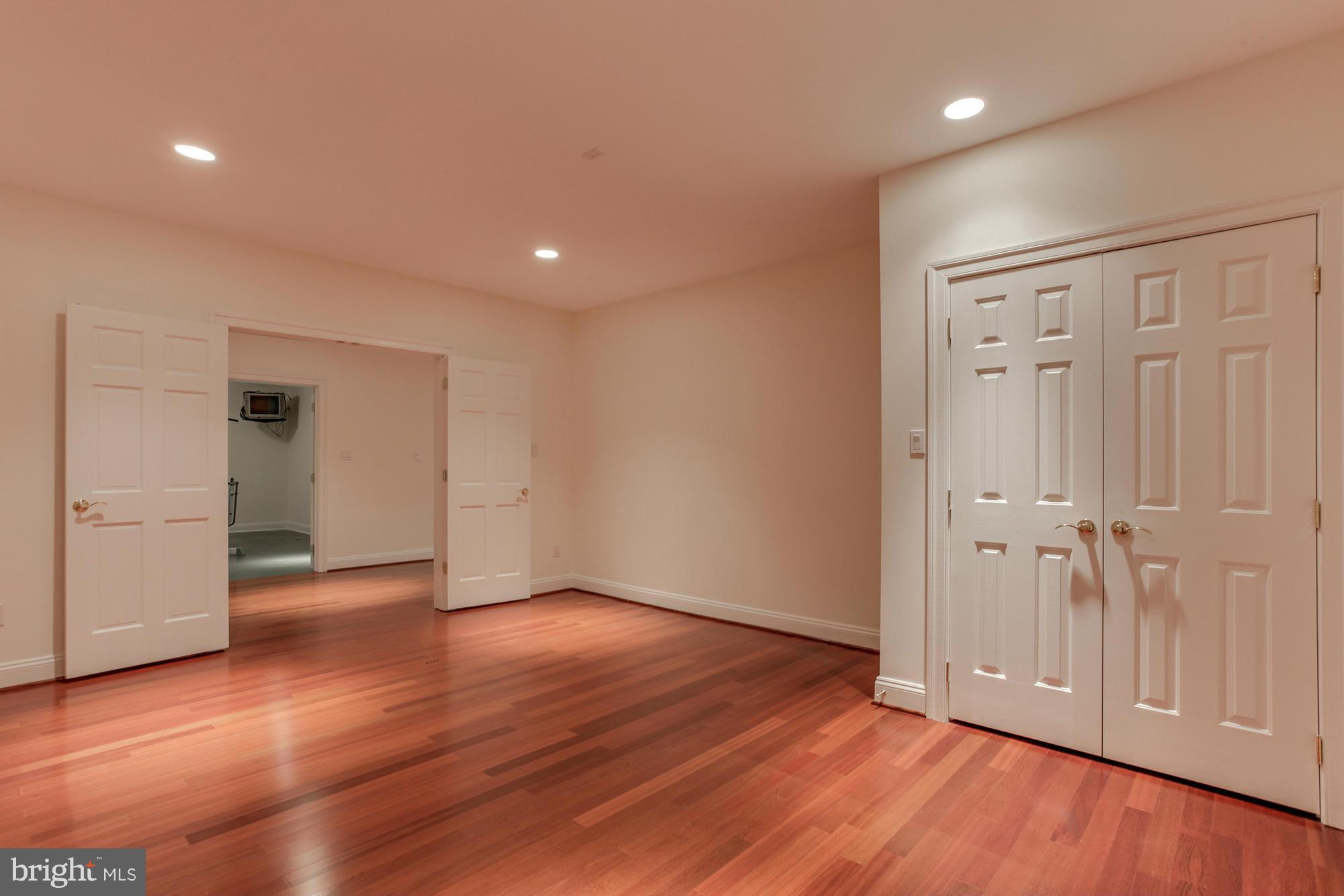 AVENEL - Residential