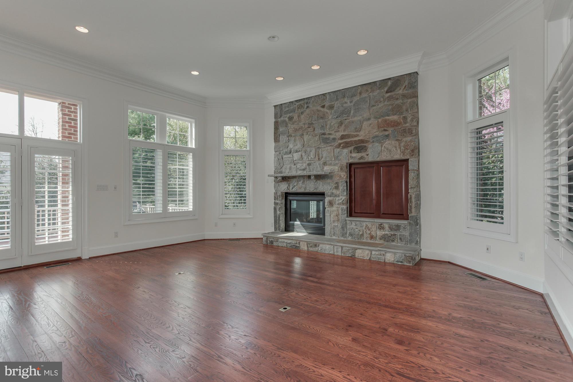 AVENEL - Residential