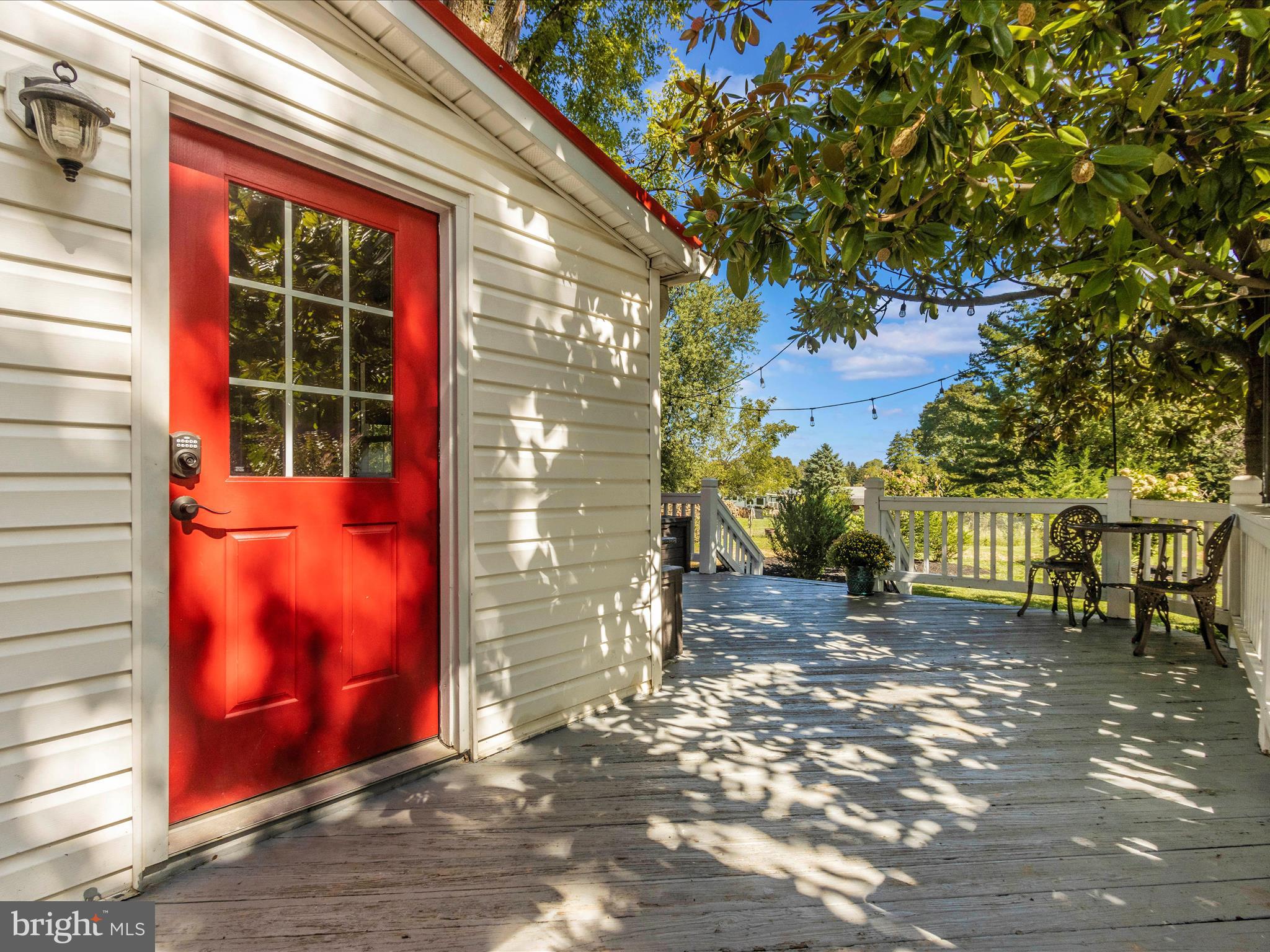 LAYTONSVILLE TOWN - Residential