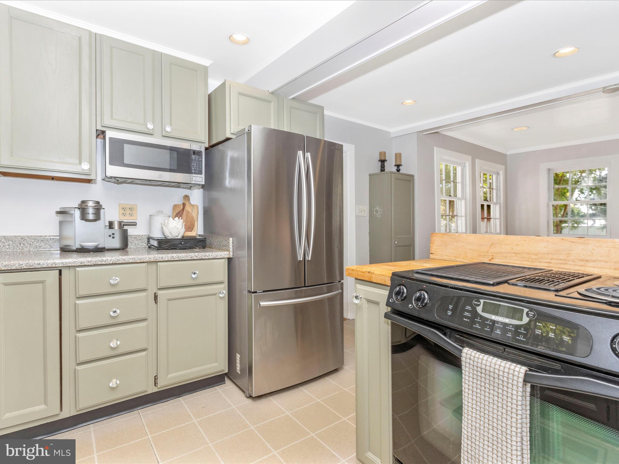 LAYTONSVILLE TOWN - Residential