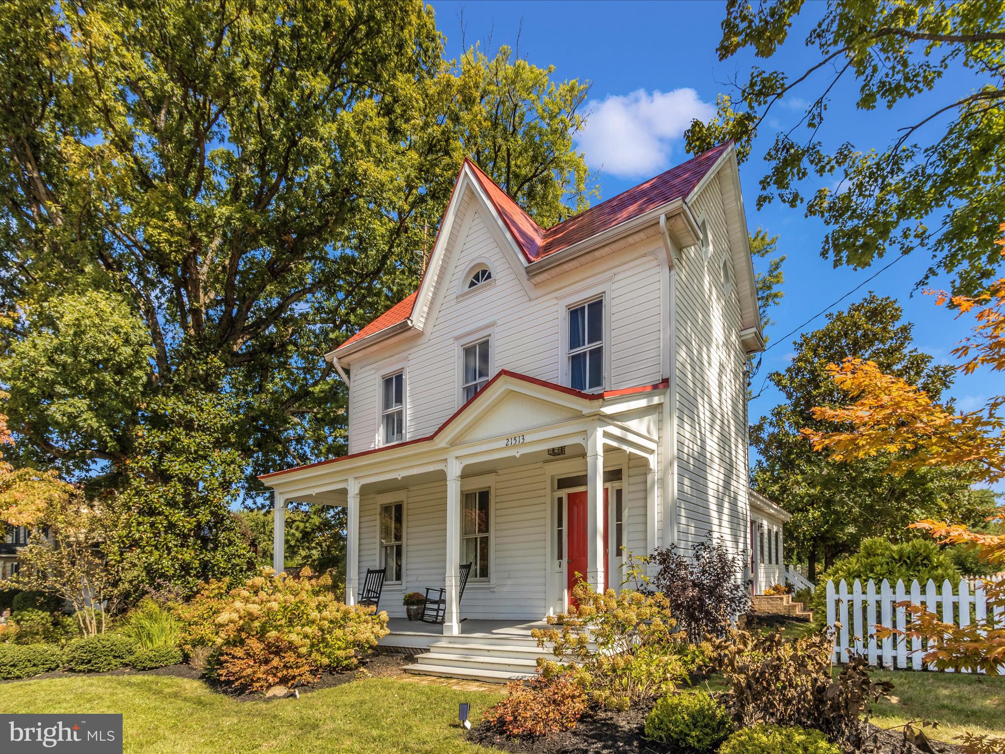 LAYTONSVILLE TOWN - Residential