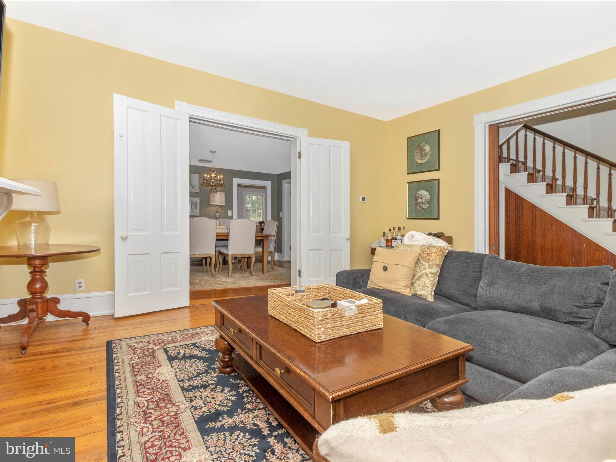 LAYTONSVILLE TOWN - Residential