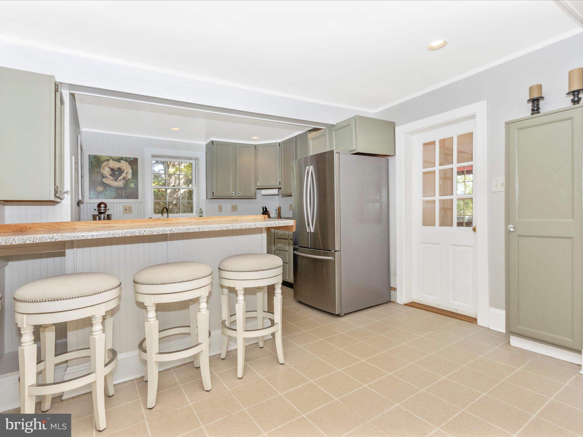 LAYTONSVILLE TOWN - Residential