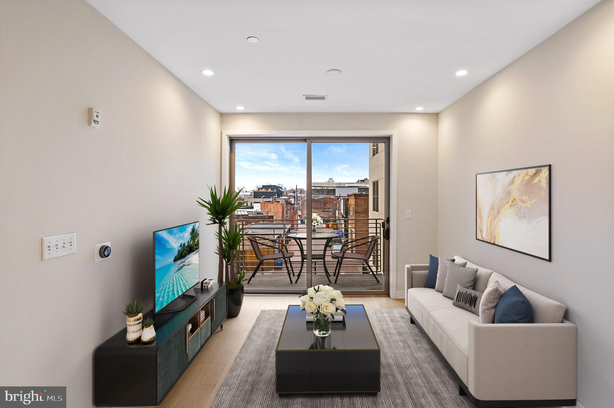 1350 MARYLAND AVENUE NE 213