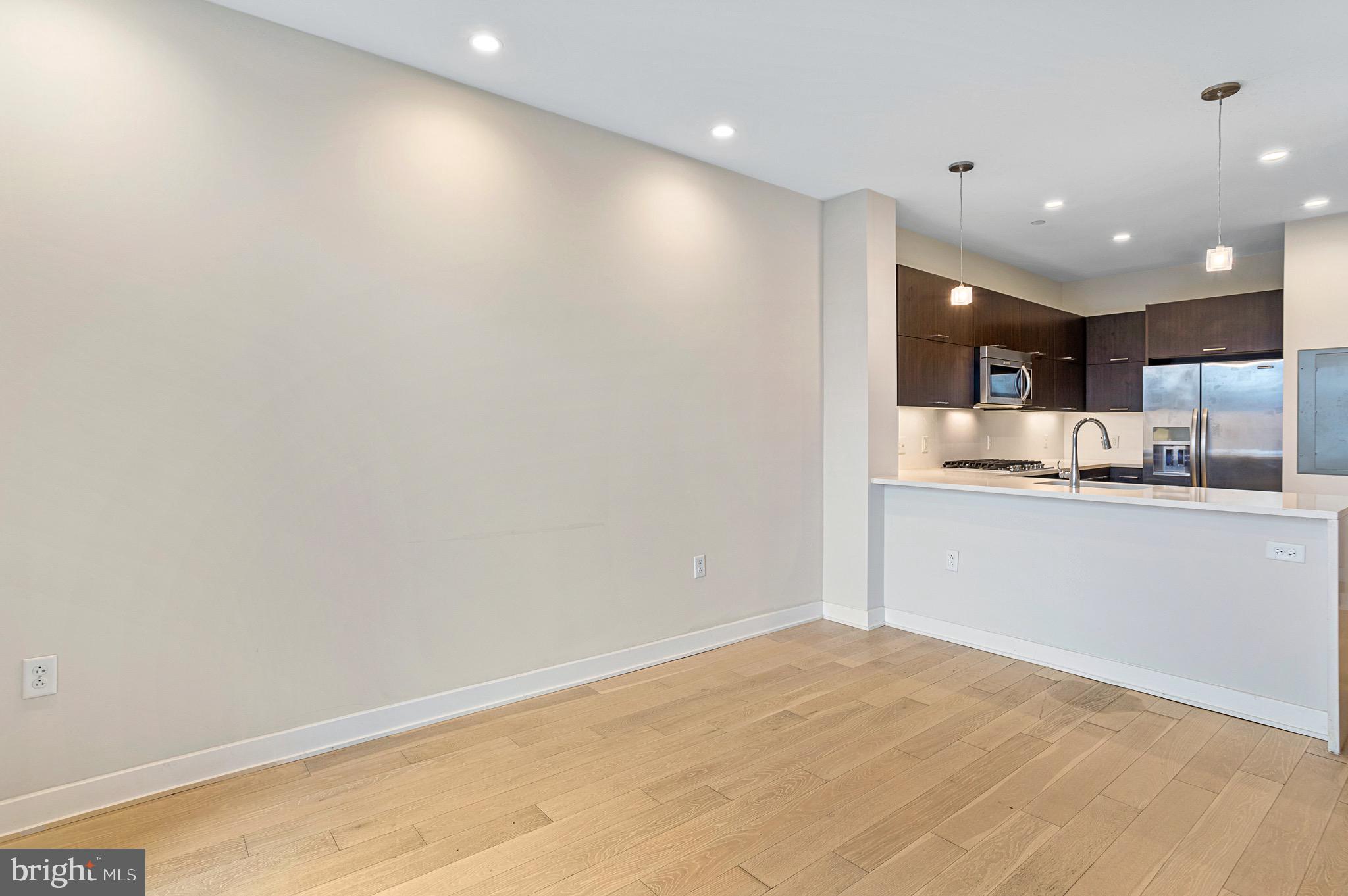 1350 MARYLAND AVENUE NE 213