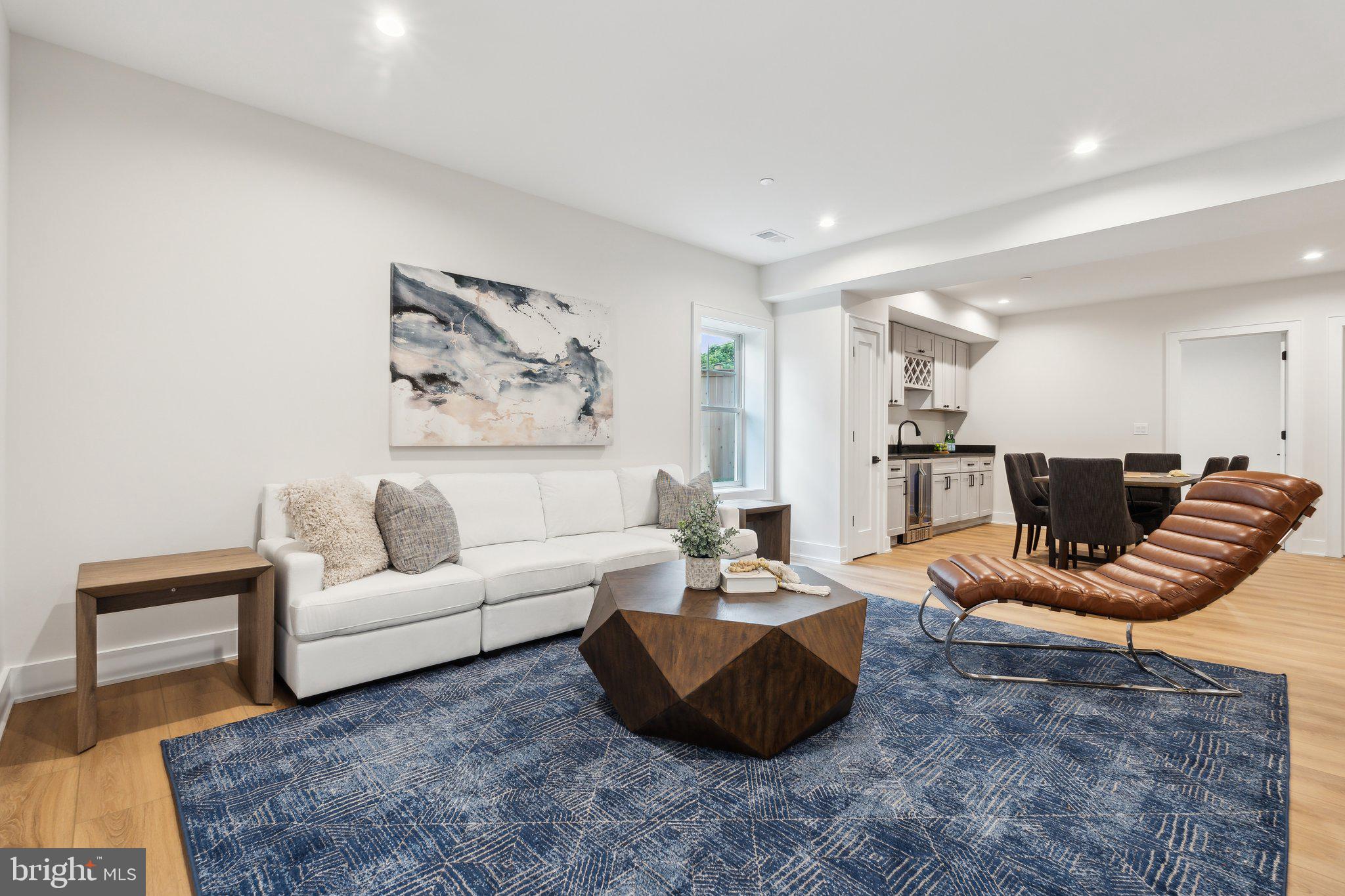 ROCK CREEK PALISADES - Residential