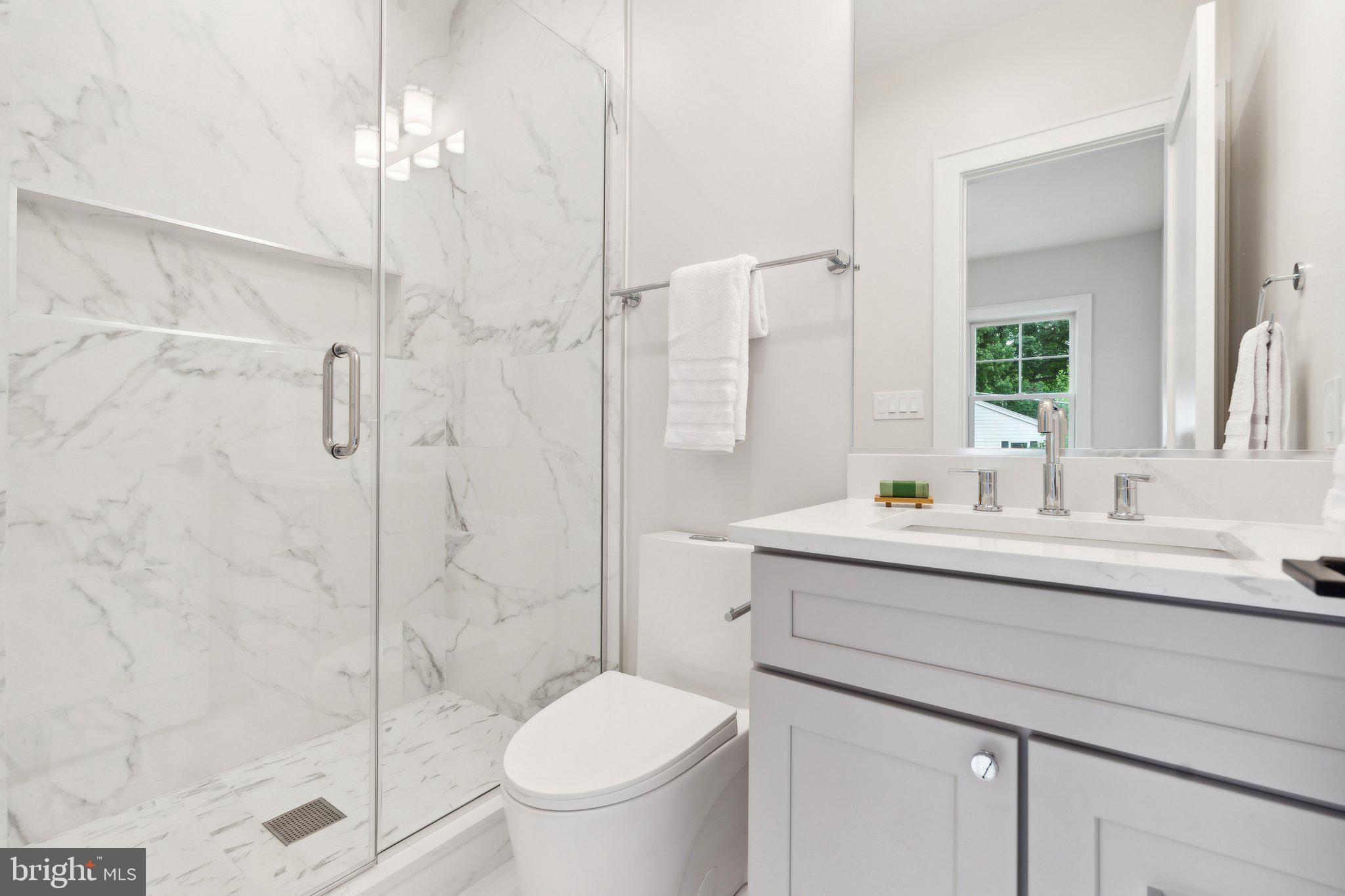 ROCK CREEK PALISADES - Residential