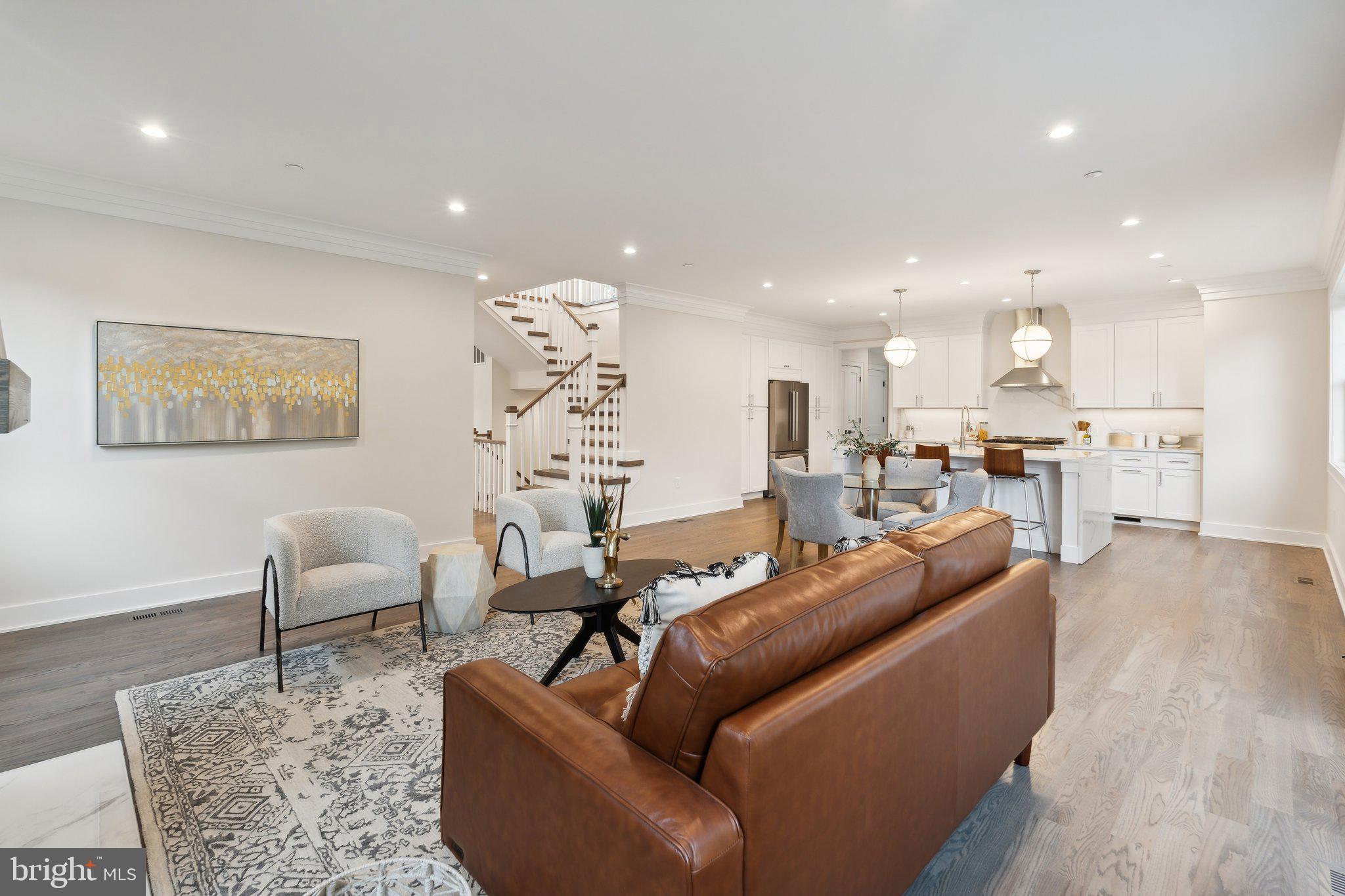 ROCK CREEK PALISADES - Residential