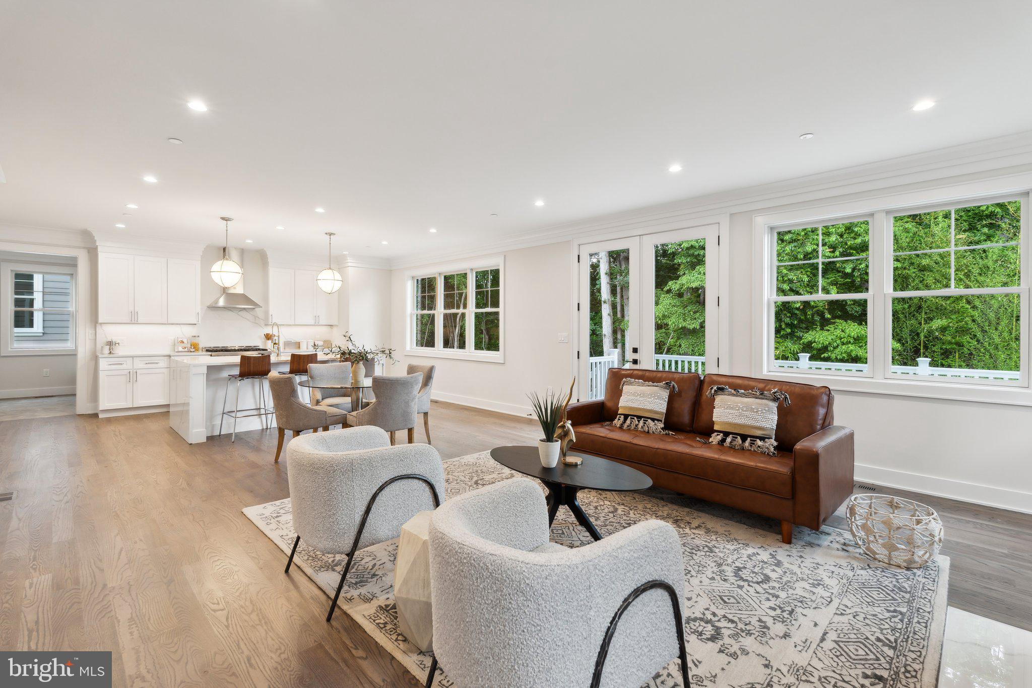 ROCK CREEK PALISADES - Residential