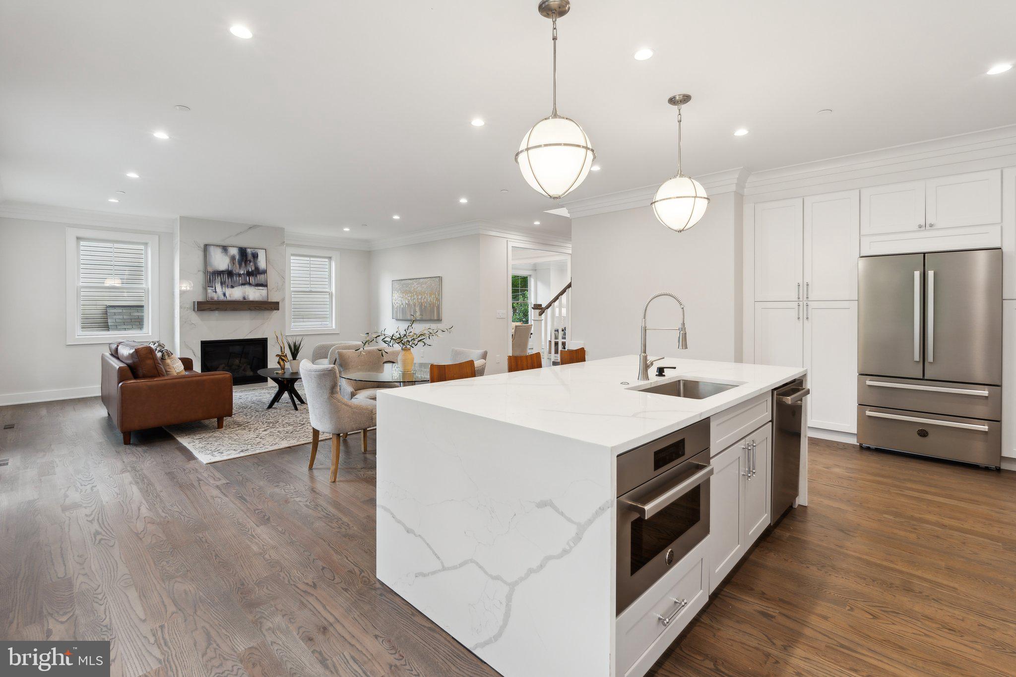 ROCK CREEK PALISADES - Residential