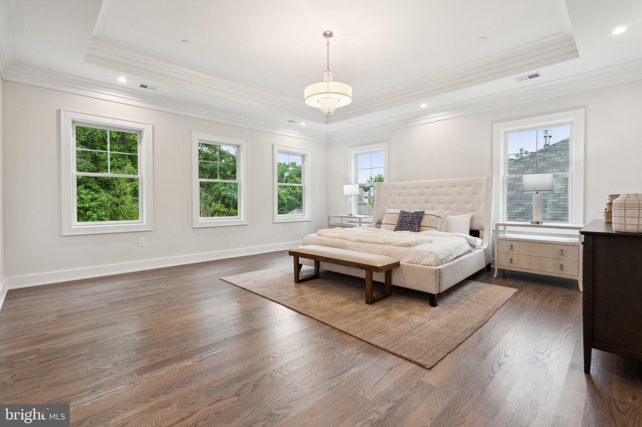 ROCK CREEK PALISADES - Residential