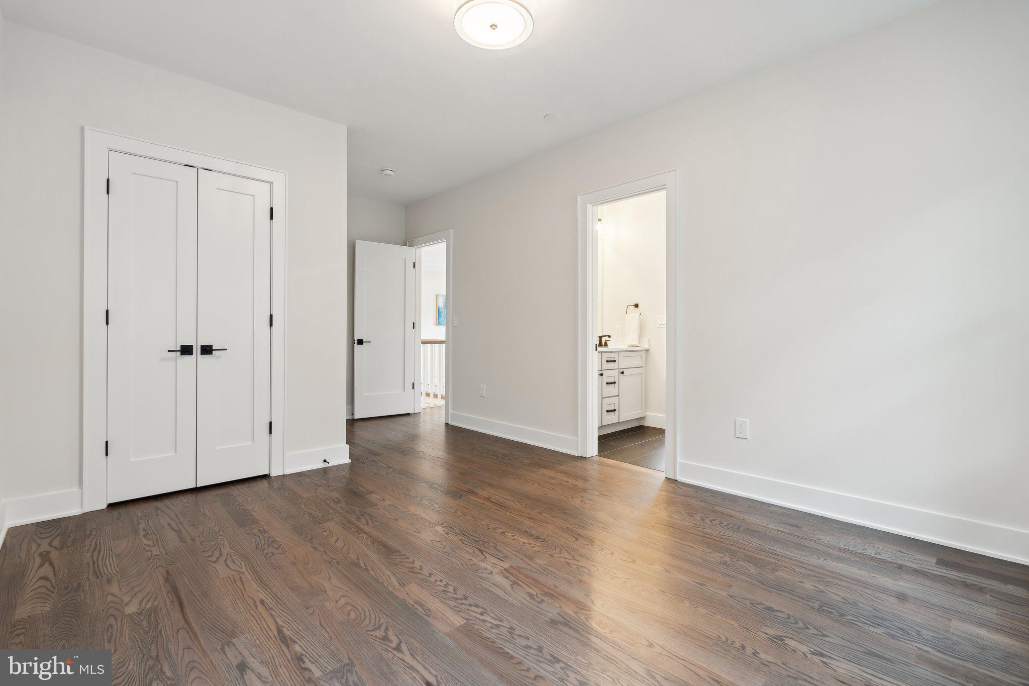 ROCK CREEK PALISADES - Residential