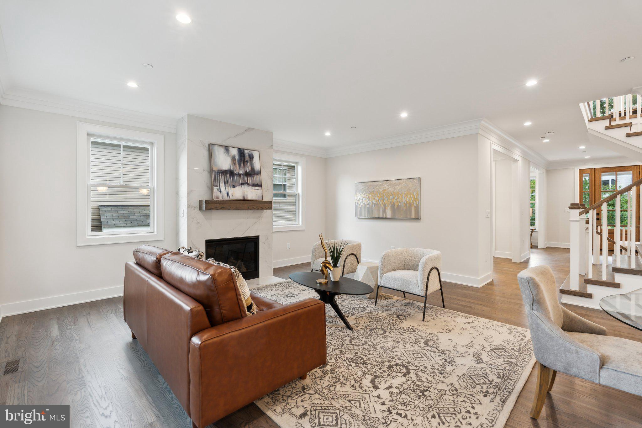 ROCK CREEK PALISADES - Residential