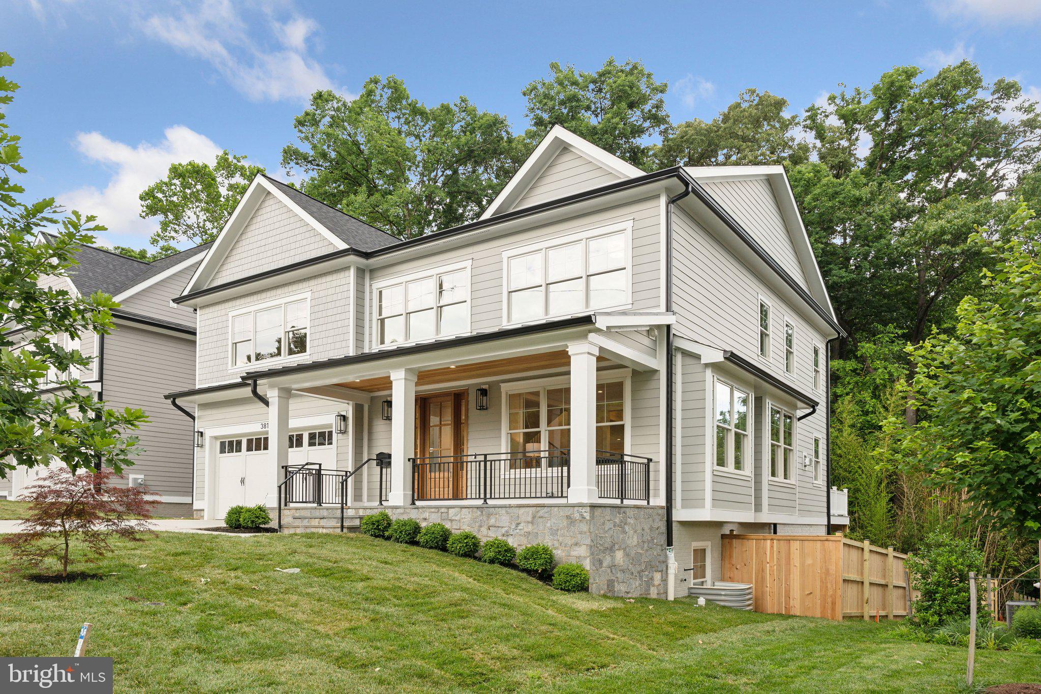 ROCK CREEK PALISADES - Residential