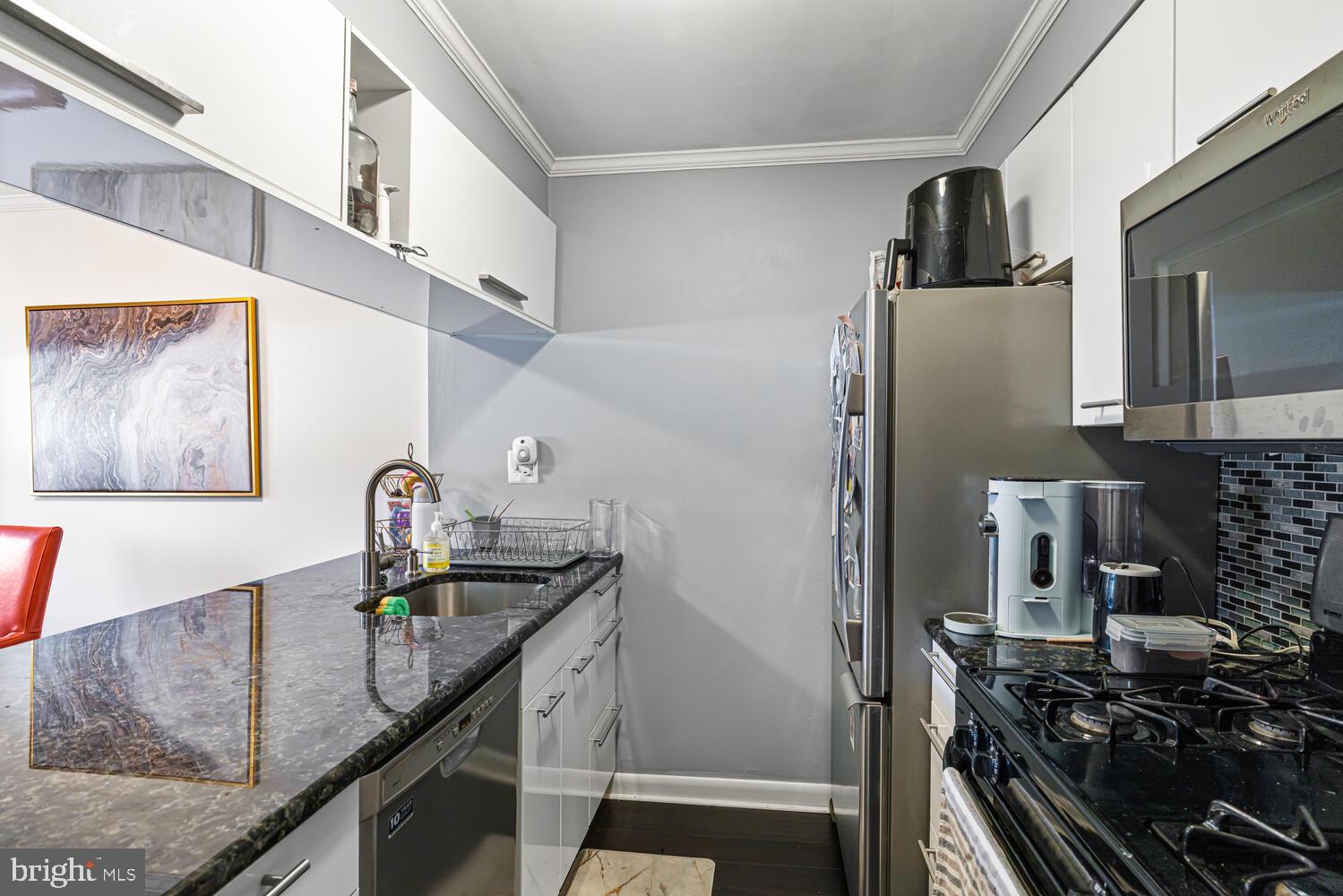 WASHINGTON SQ WEST - Residential