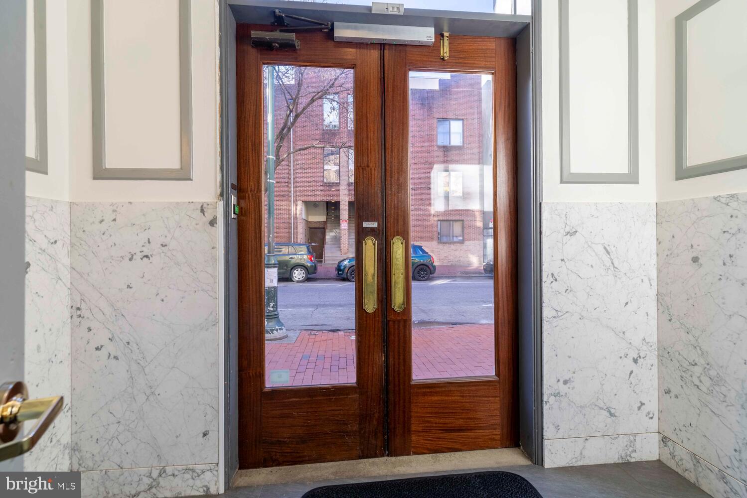 WASHINGTON SQ WEST - Residential