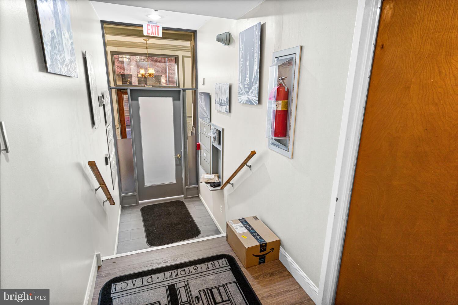 WASHINGTON SQ WEST - Residential