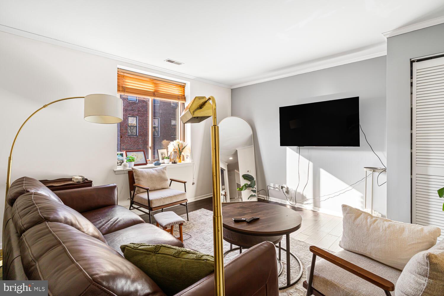 1137 PINE STREET E 300