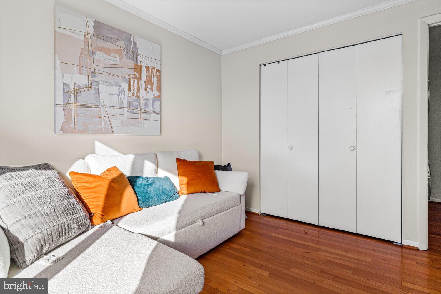 WASHINGTON SQ WEST - Residential