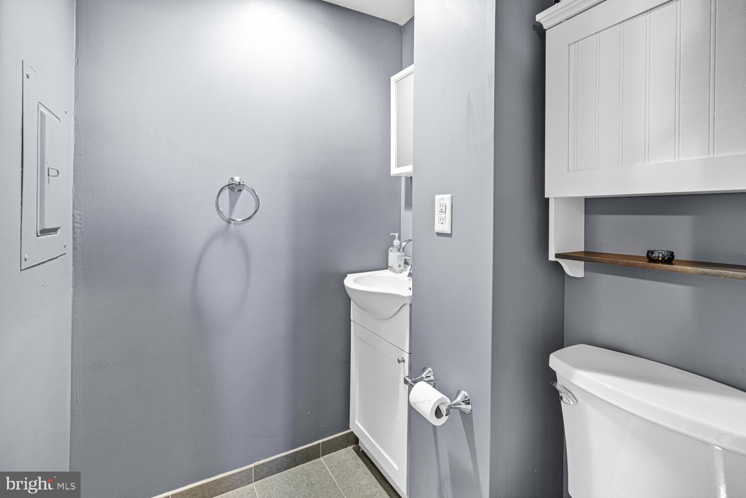 WASHINGTON SQ WEST - Residential