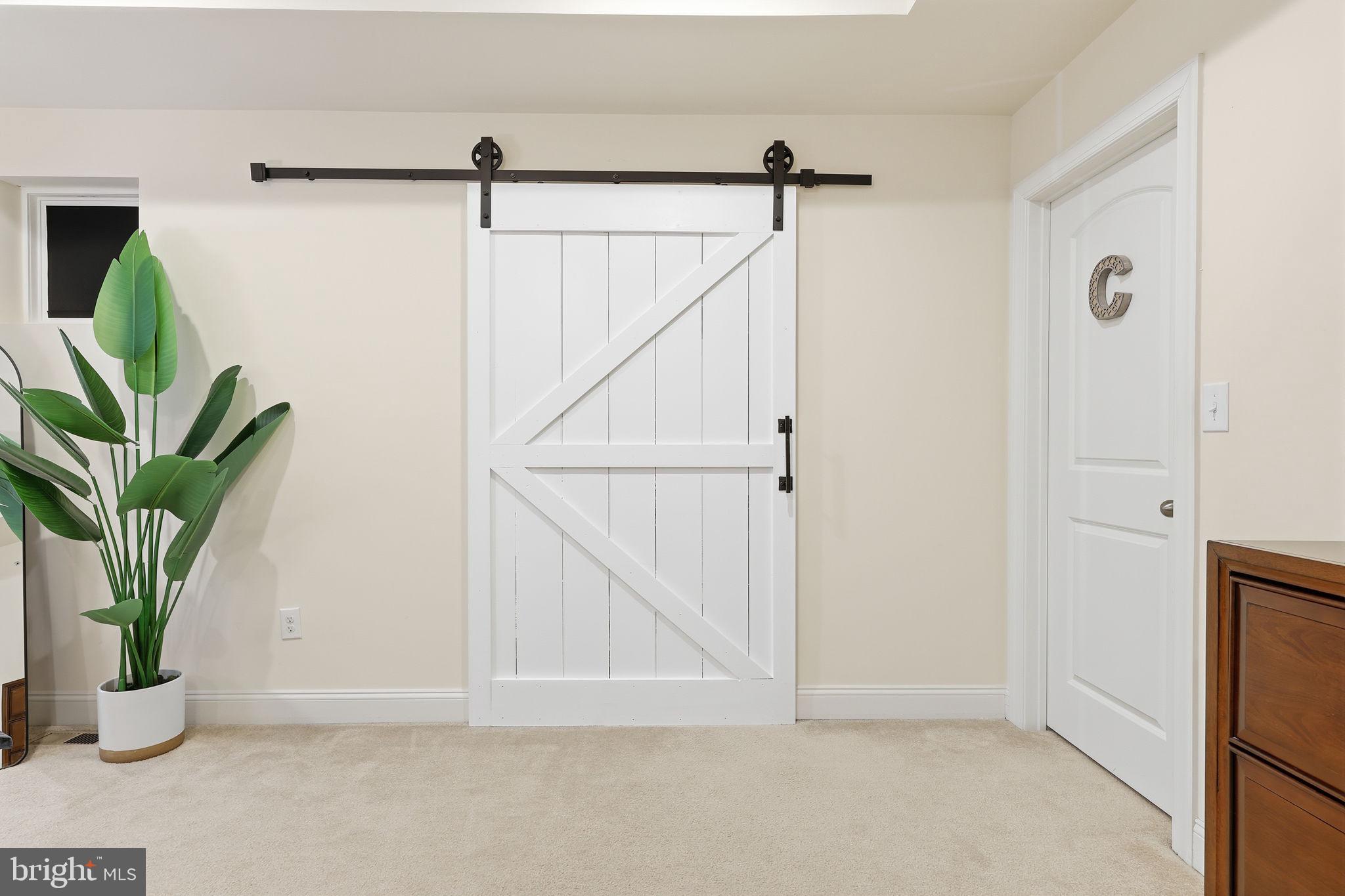 PINE GLEN - Residential