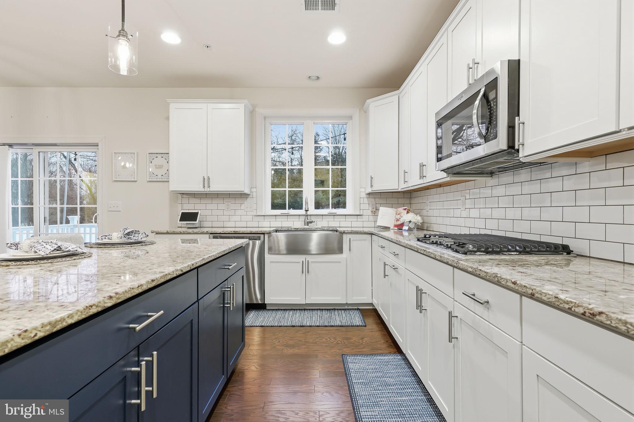 PINE GLEN - Residential