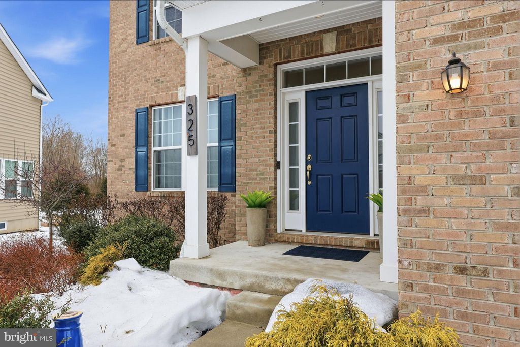 Photo of 325 Mystic View Circle, DOYLESTOWN, PA 18901 (MLS # PABU2114142)