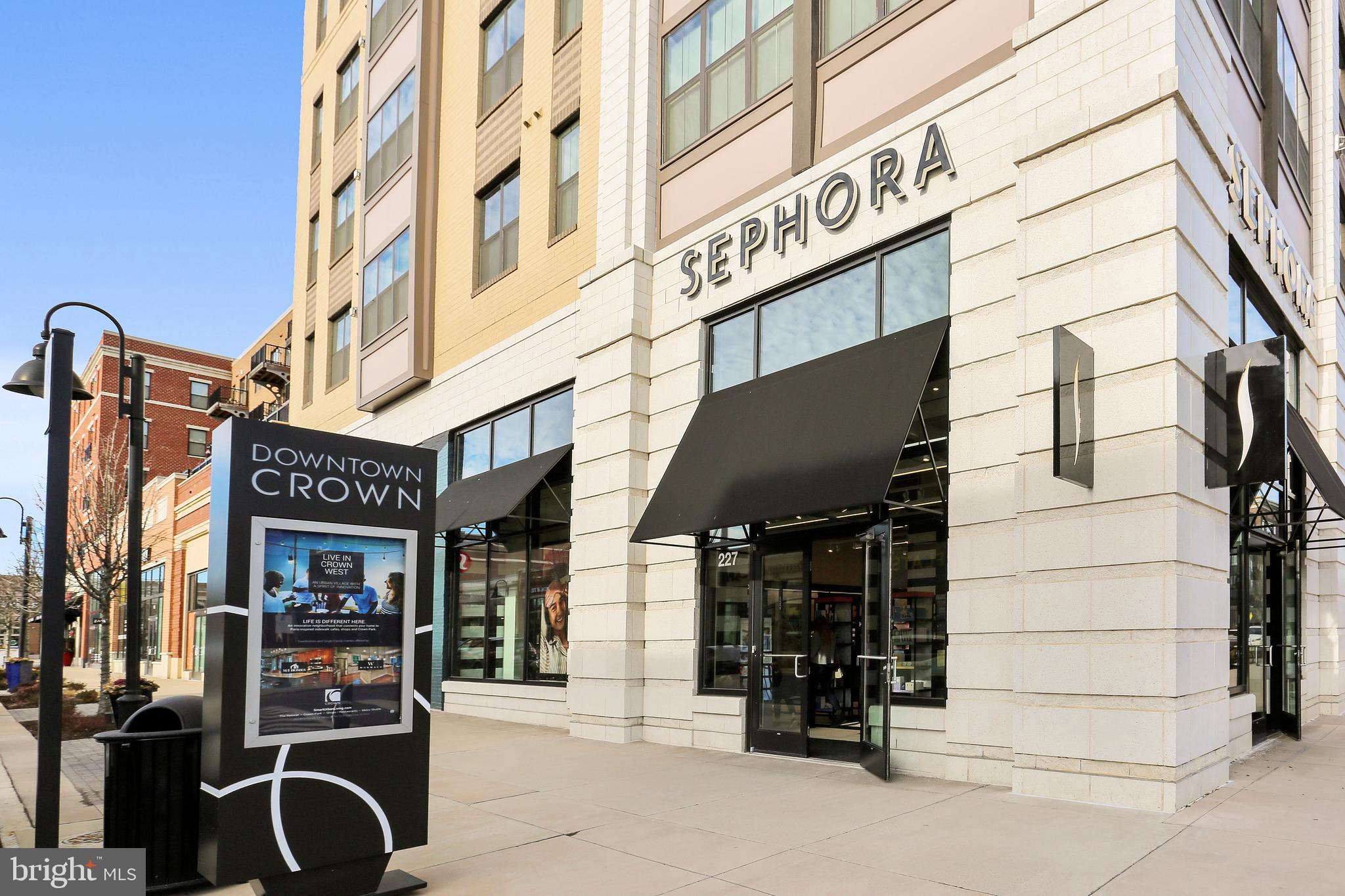 CROWN FARM - Residential