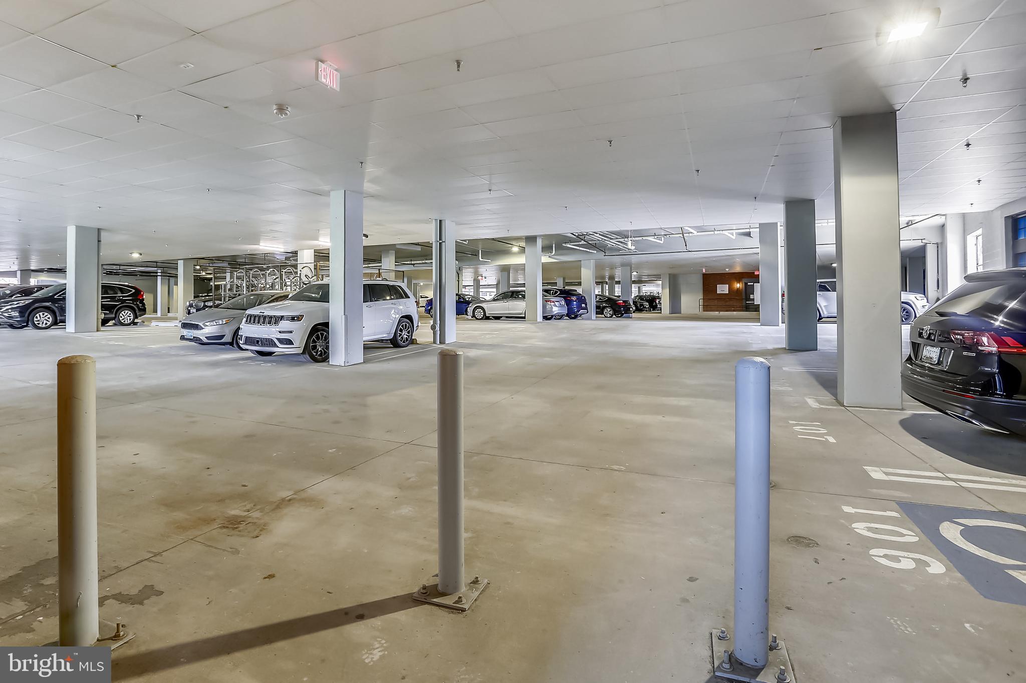 CROWN FARM - Residential