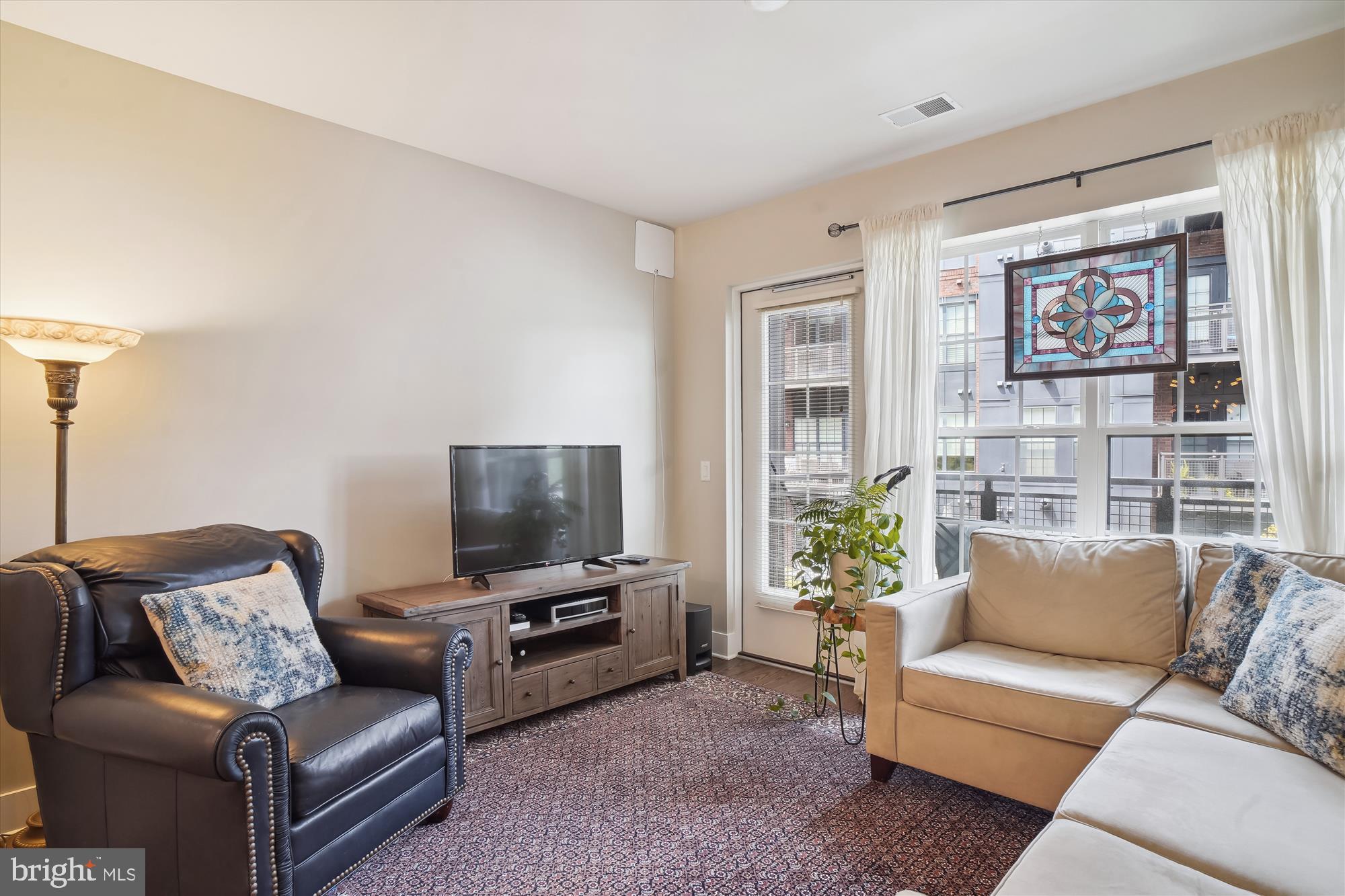 CROWN FARM - Residential