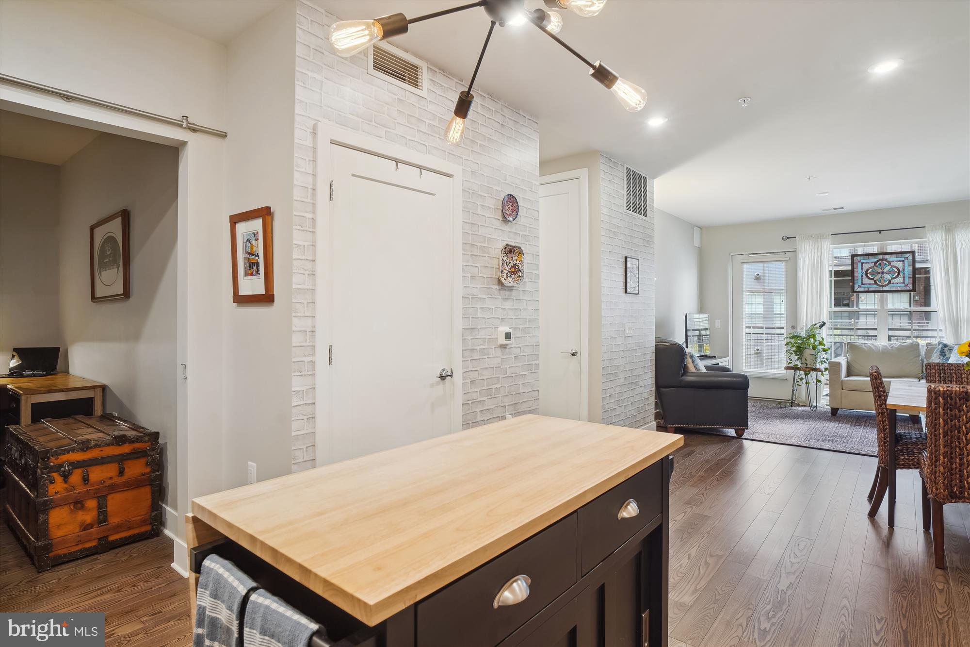 CROWN FARM - Residential