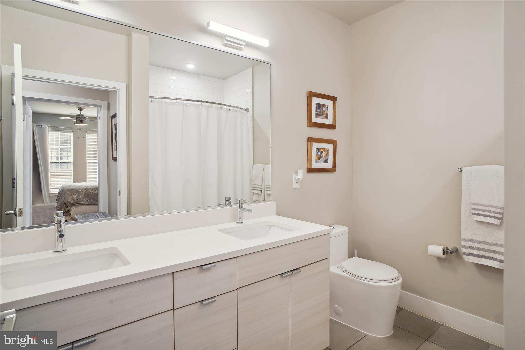 CROWN FARM - Residential