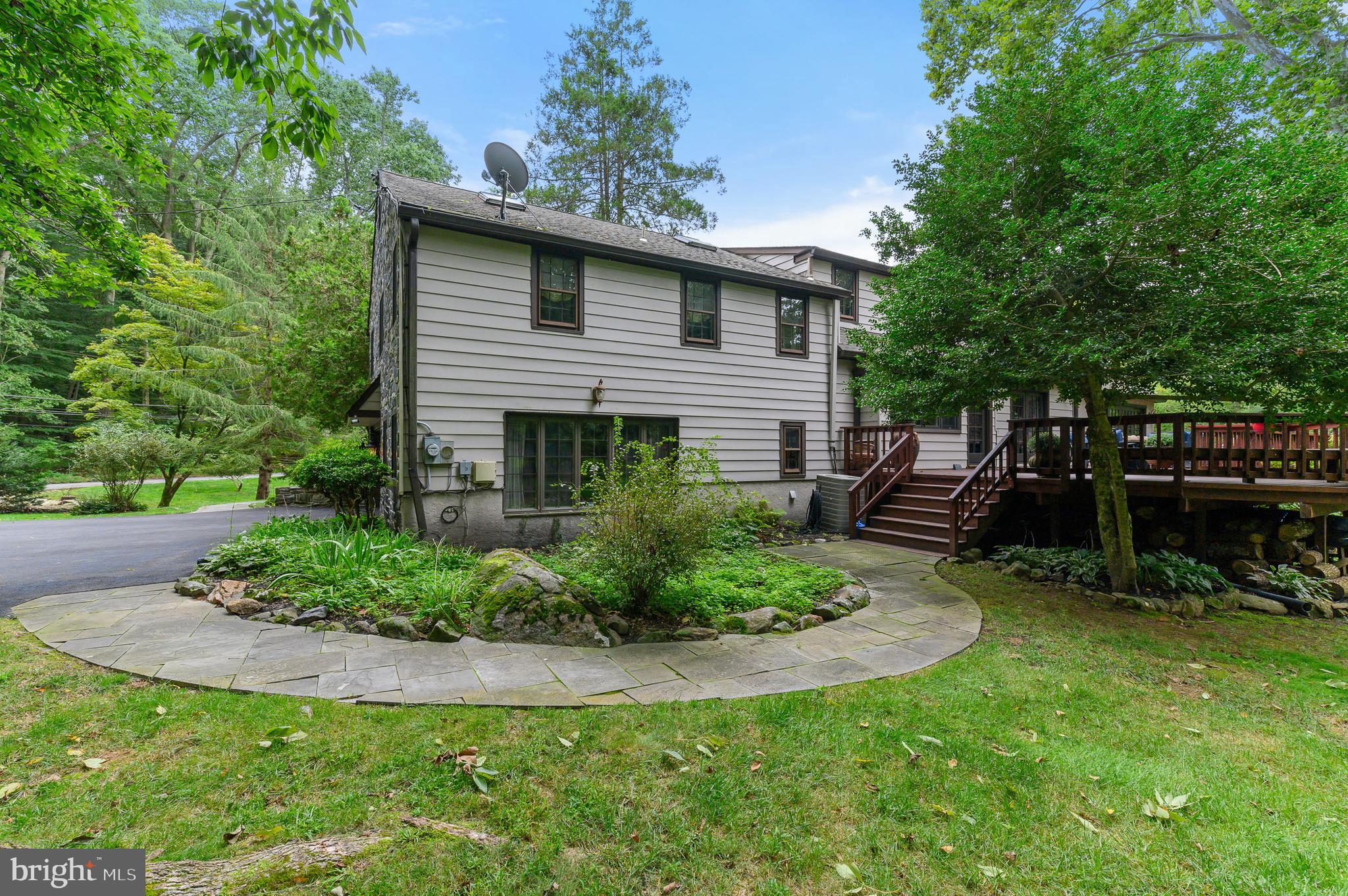 RADNOR HUNT - Residential