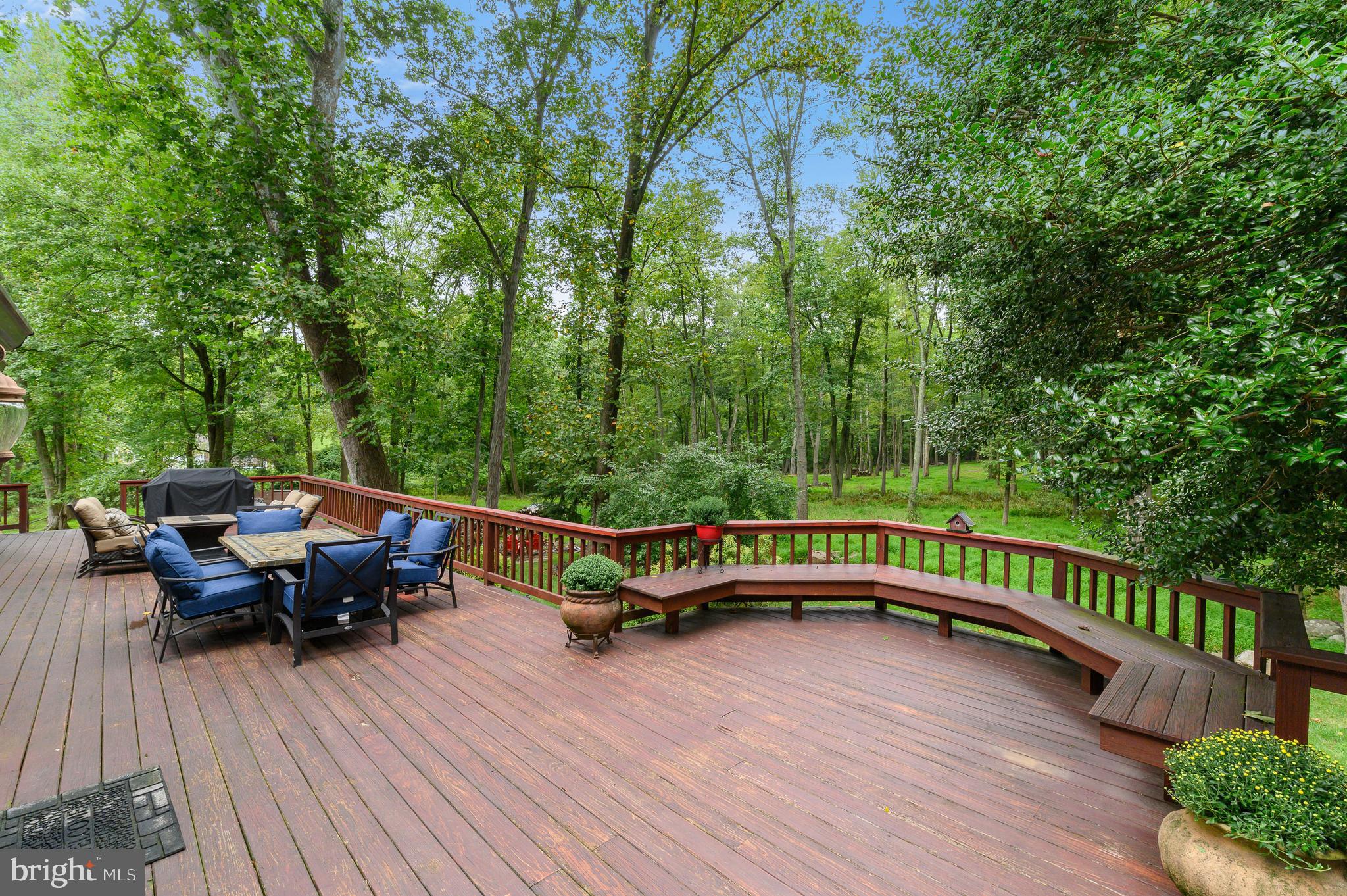 RADNOR HUNT - Residential