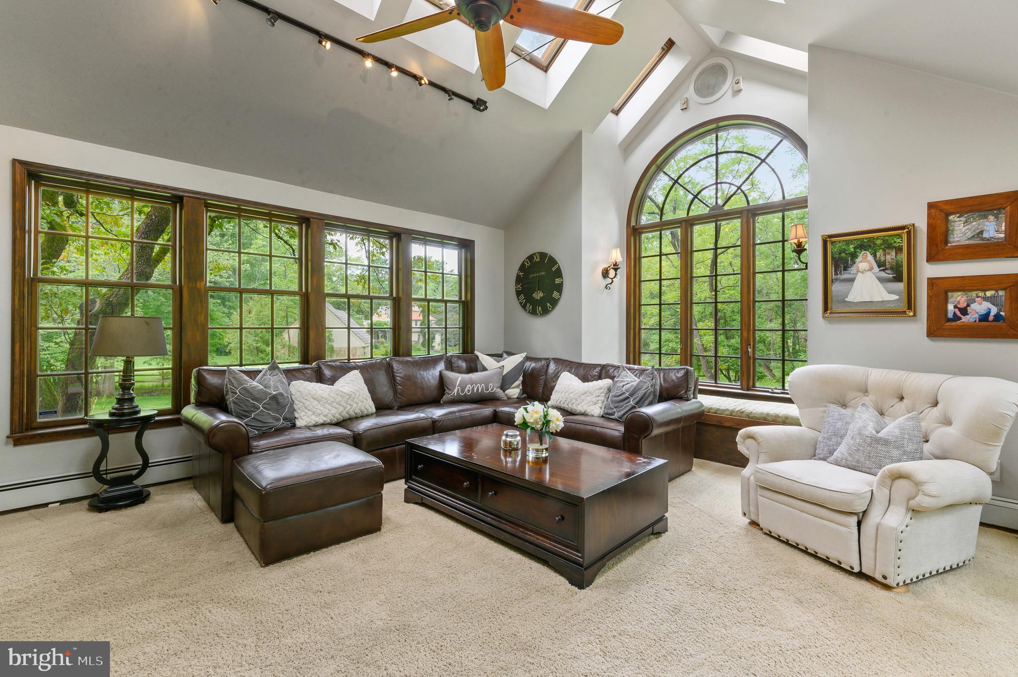 RADNOR HUNT - Residential