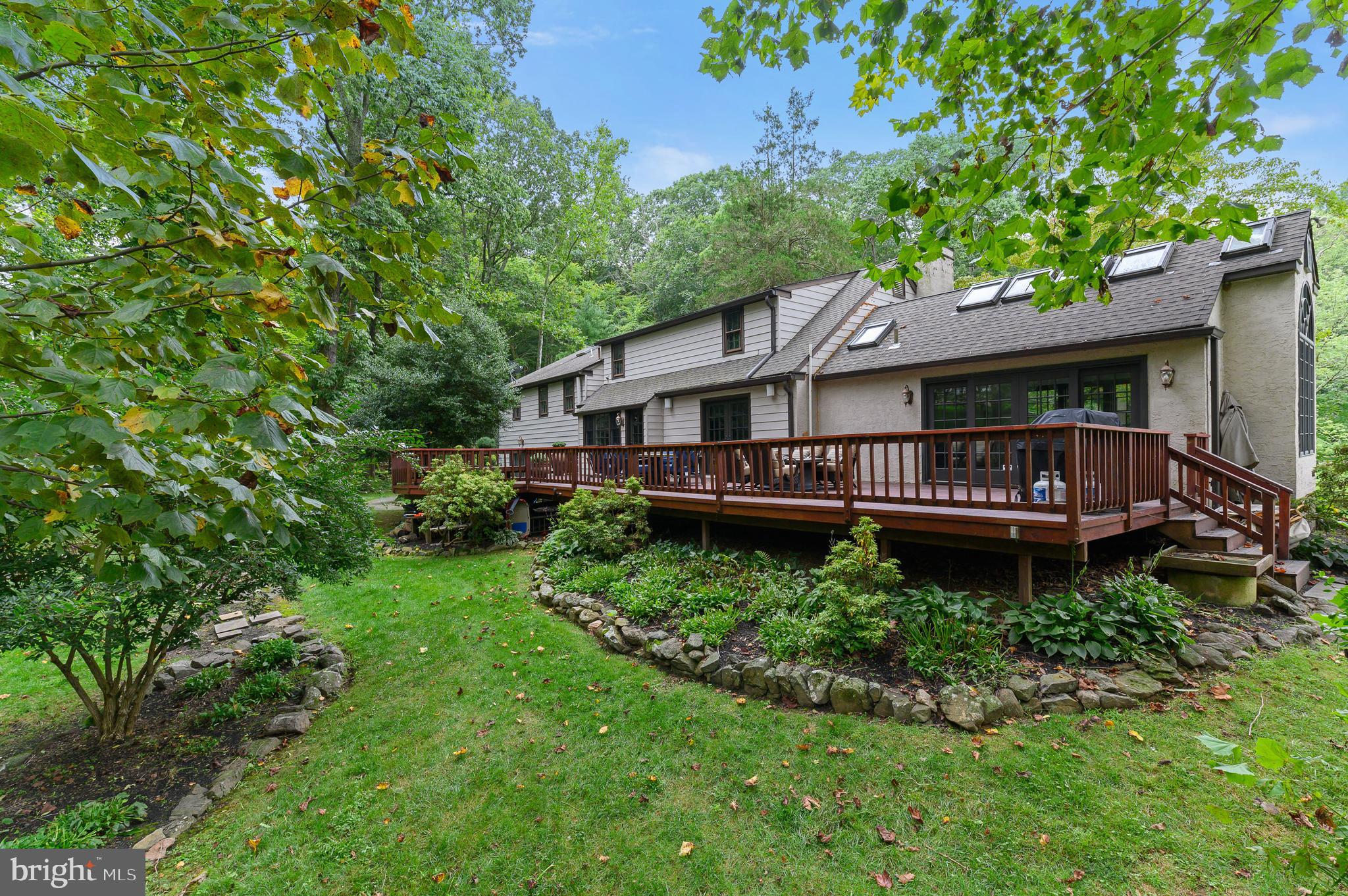 RADNOR HUNT - Residential