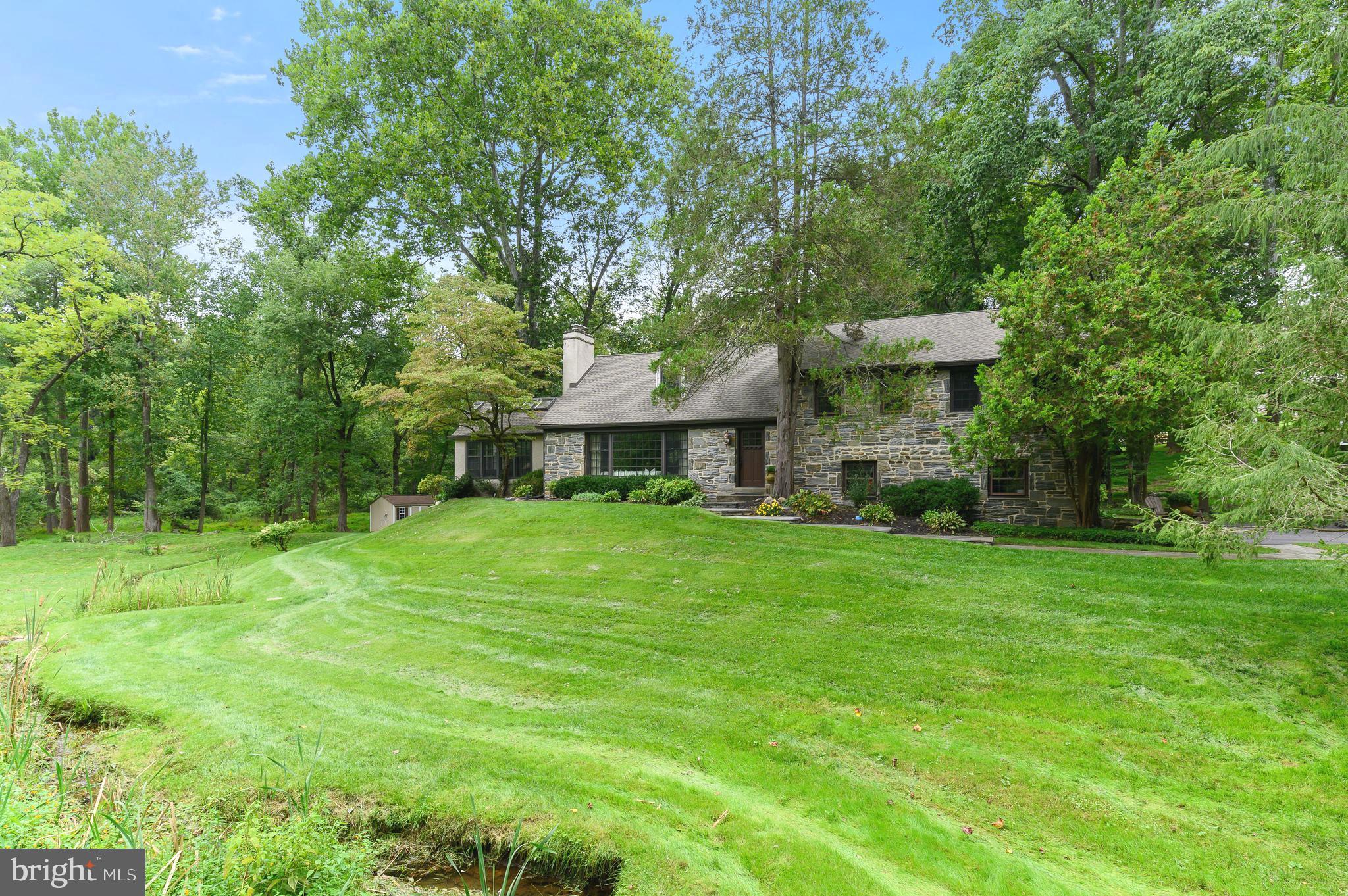 RADNOR HUNT - Residential