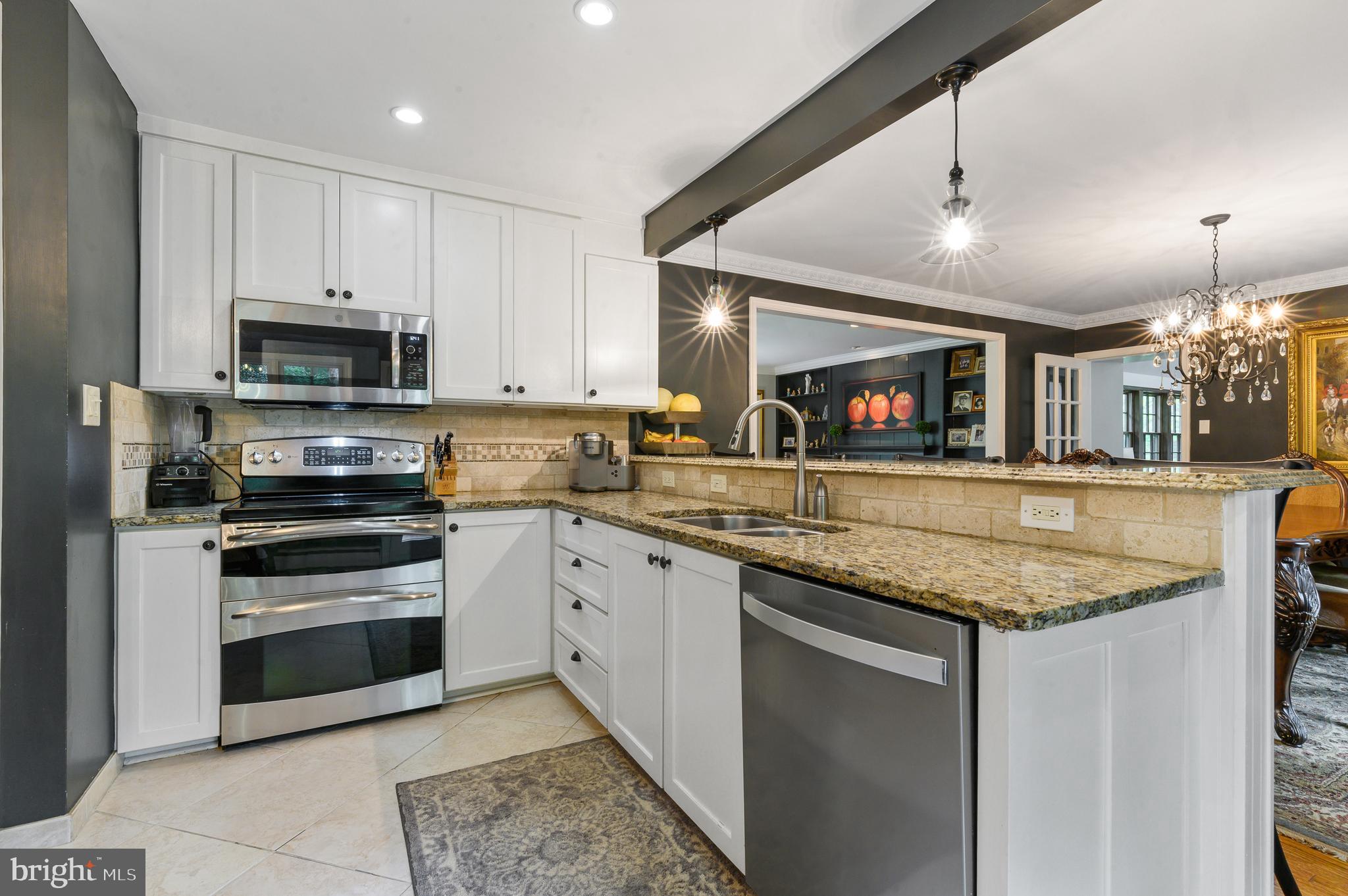 RADNOR HUNT - Residential