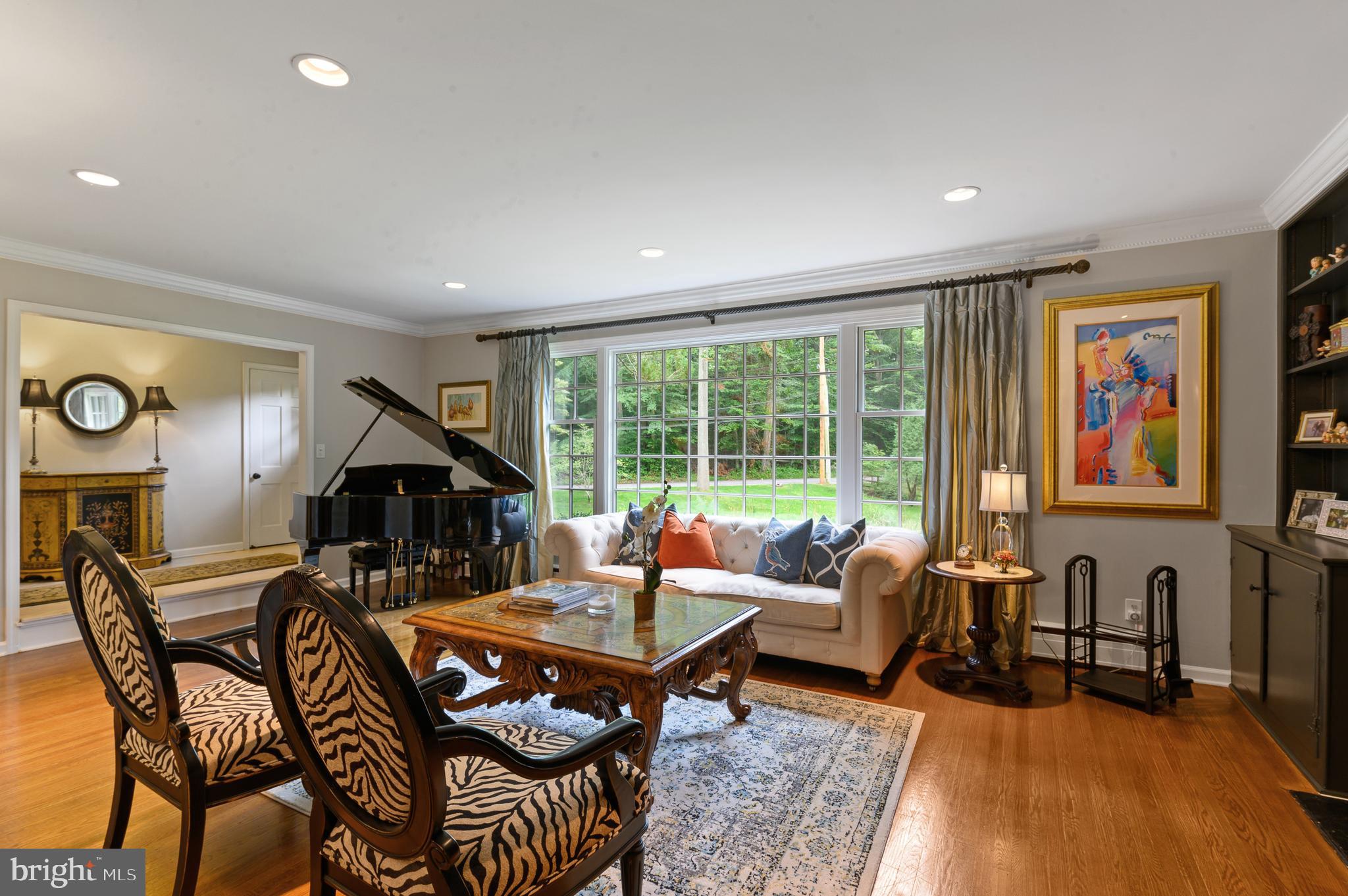 RADNOR HUNT - Residential