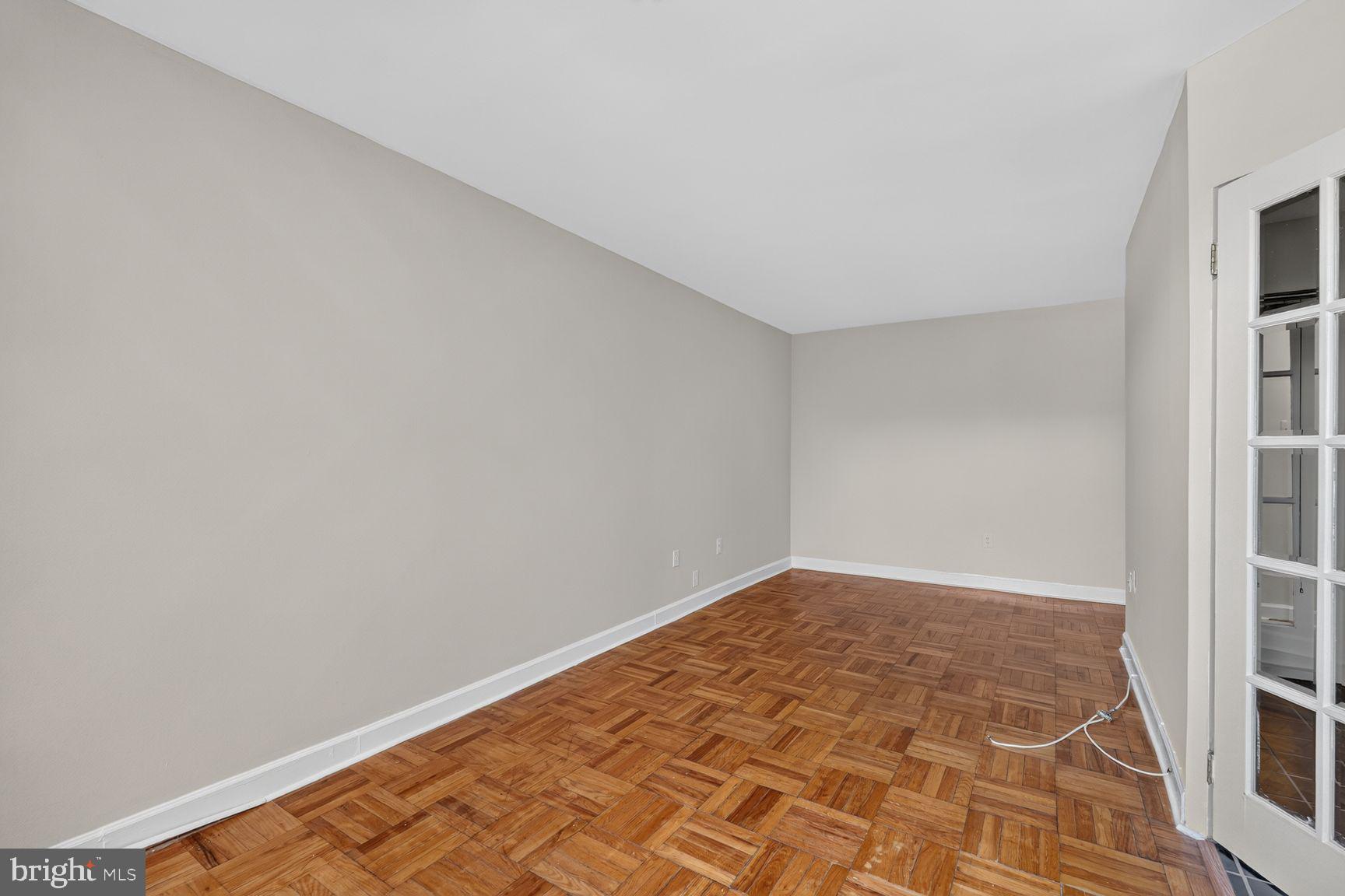 1111 ARLINGTON BOULEVARD 913