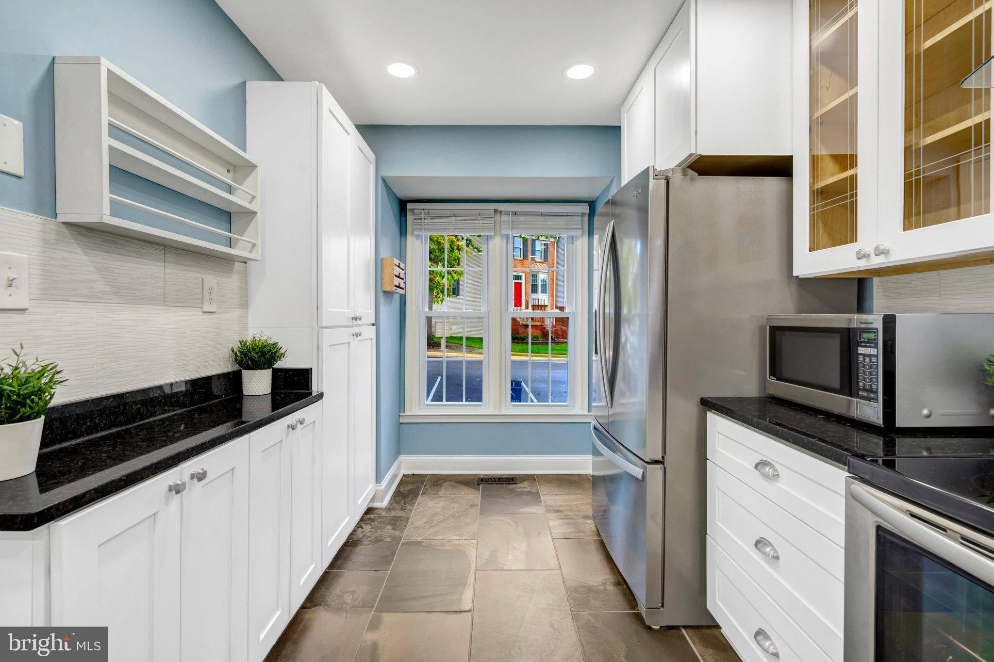 SPRINGFIELD OAKS - Residential Lease