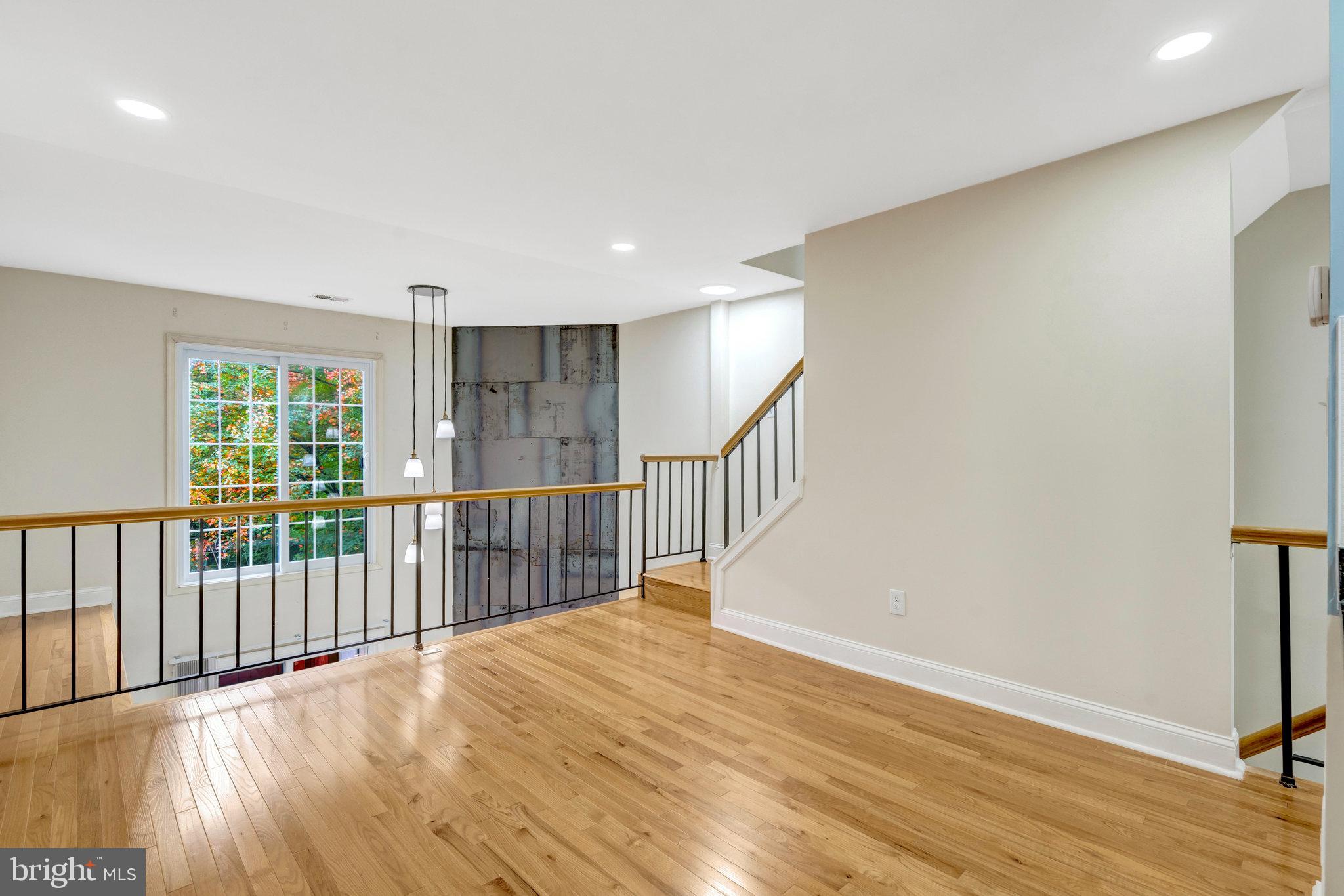 SPRINGFIELD OAKS - Residential Lease