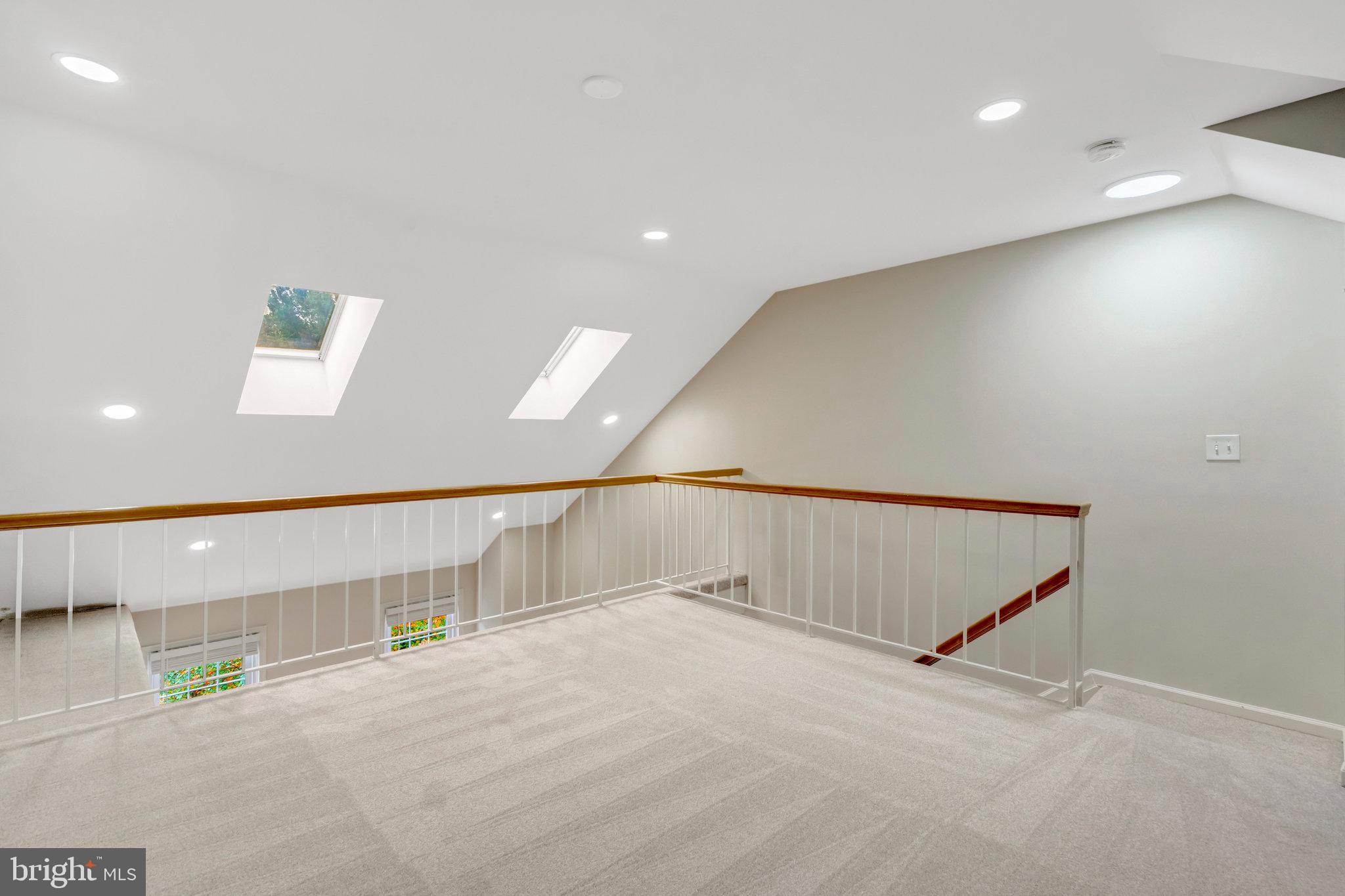 SPRINGFIELD OAKS - Residential Lease